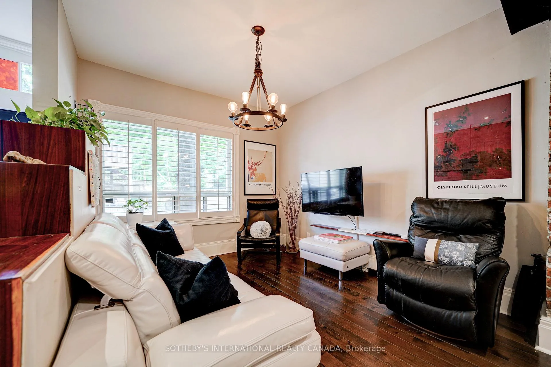 Photo 4 of 22 Cummings Street, Toronto, South Riverdale — HOMEH
