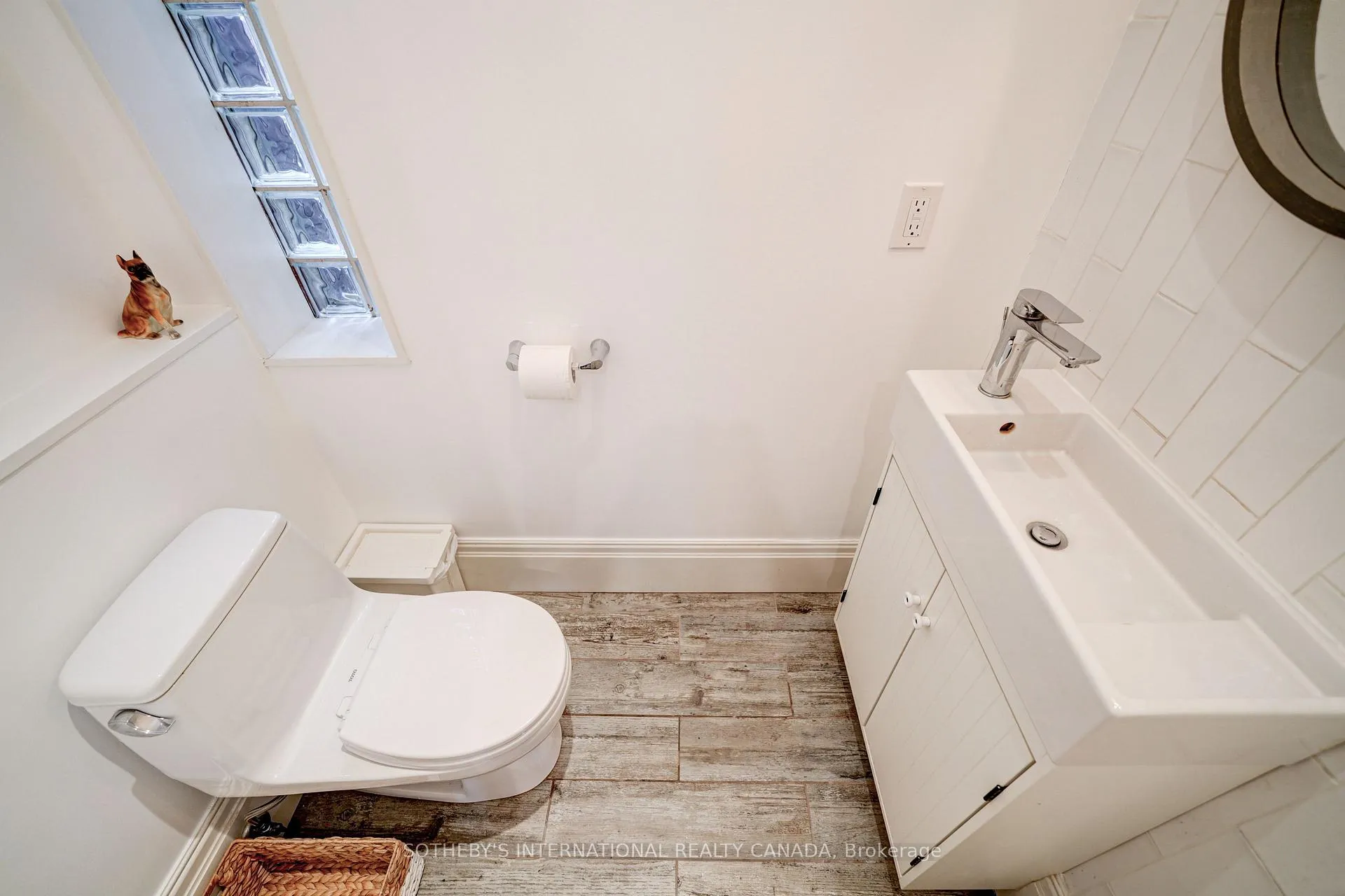 Photo 9 of 22 Cummings Street, Toronto, South Riverdale — HOMEH