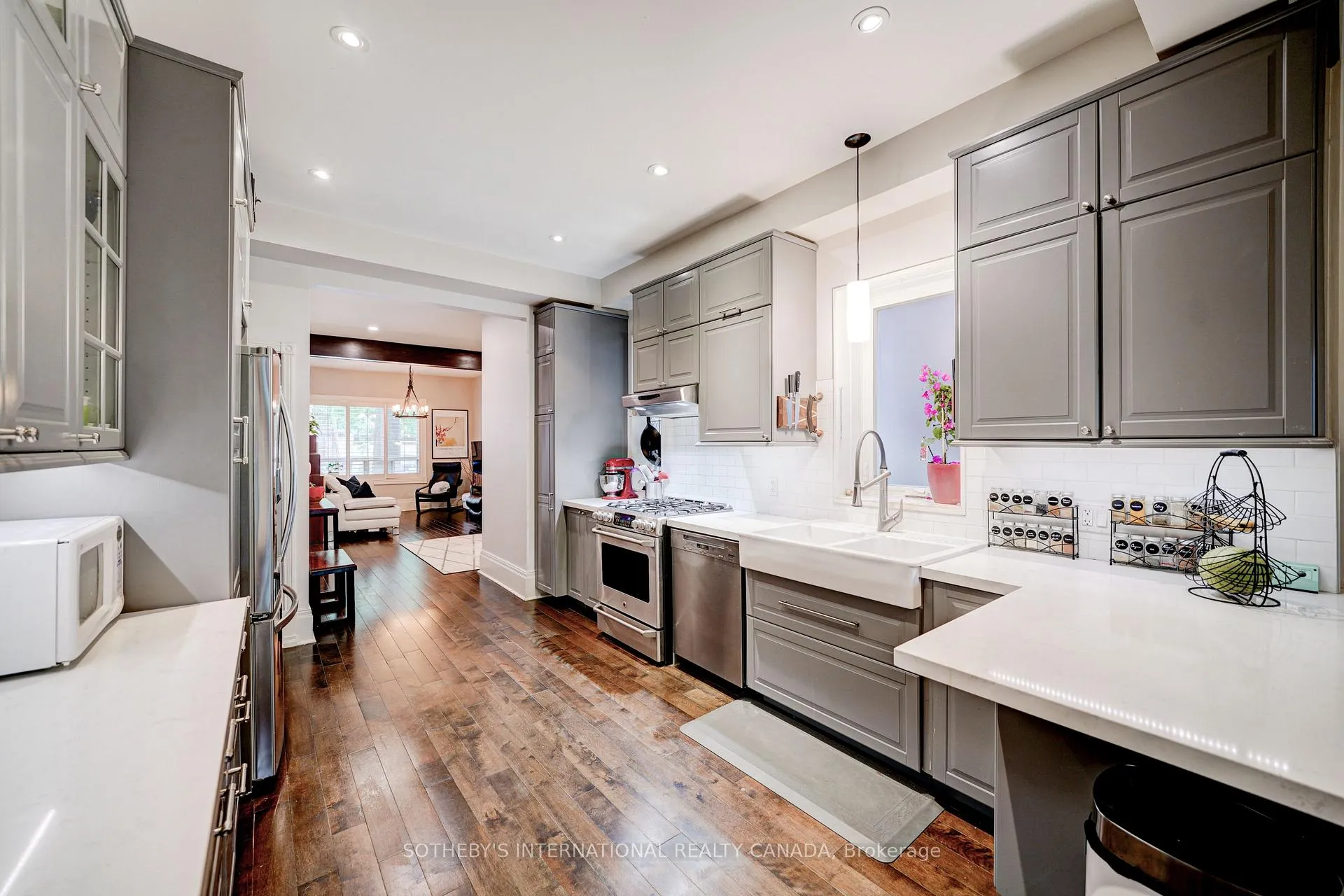 Photo 13 of 22 Cummings Street, Toronto, South Riverdale — HOMEH