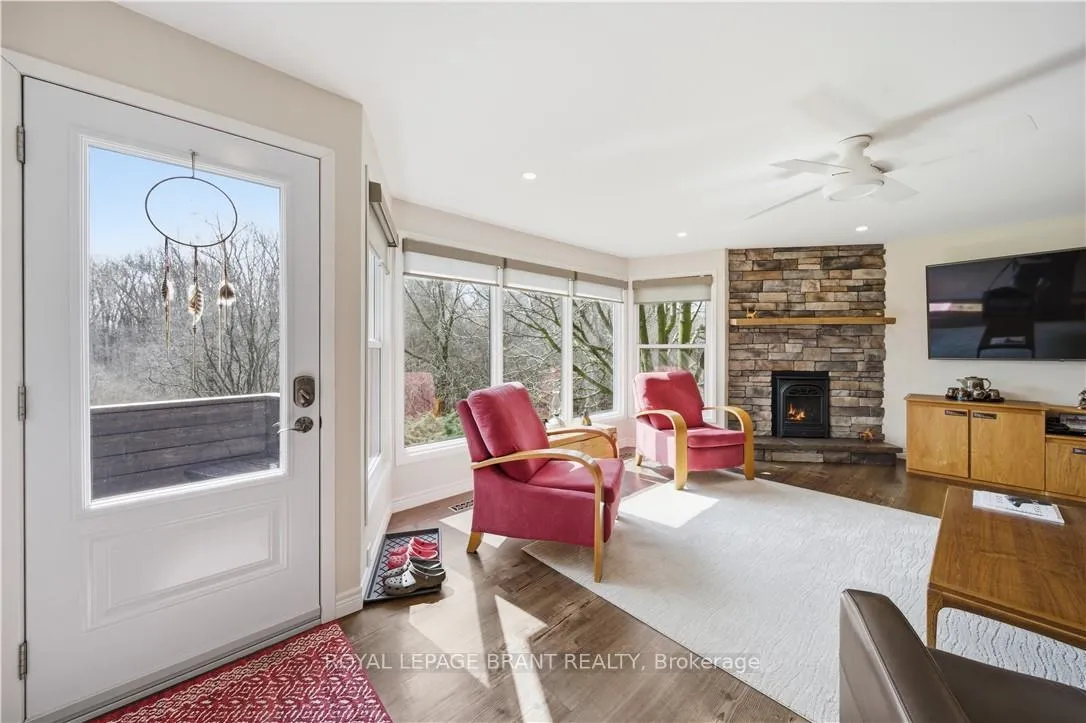 Photo 15 of 37 Parkview Crescent, Kitchener — HOMEH