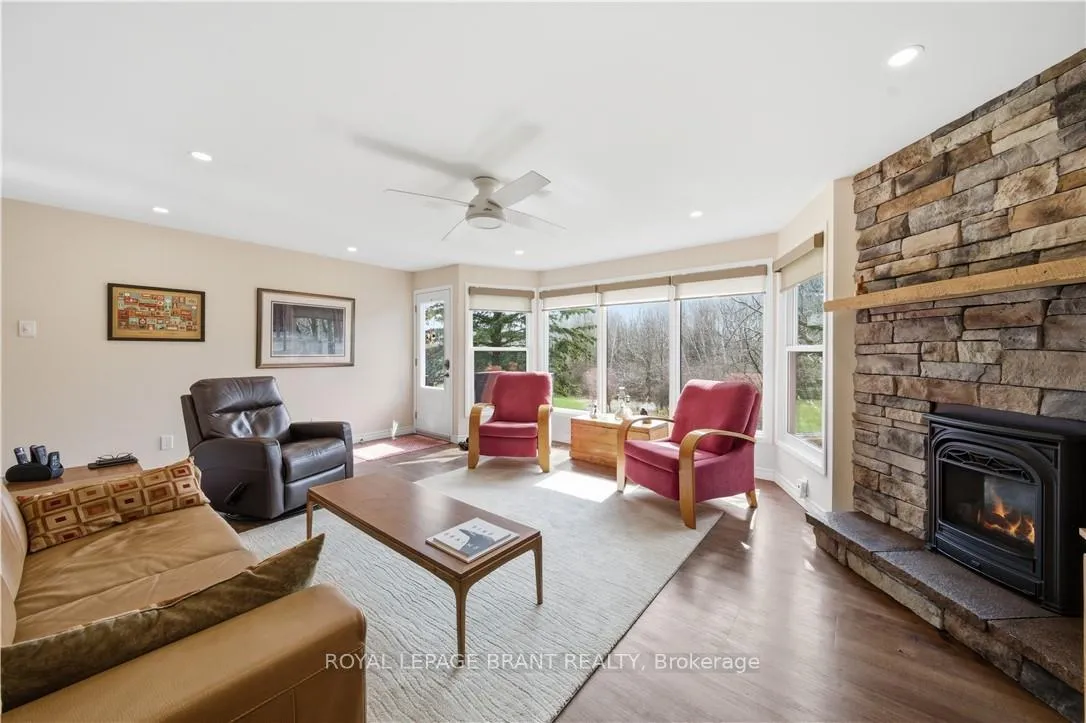 Photo 16 of 37 Parkview Crescent, Kitchener — HOMEH