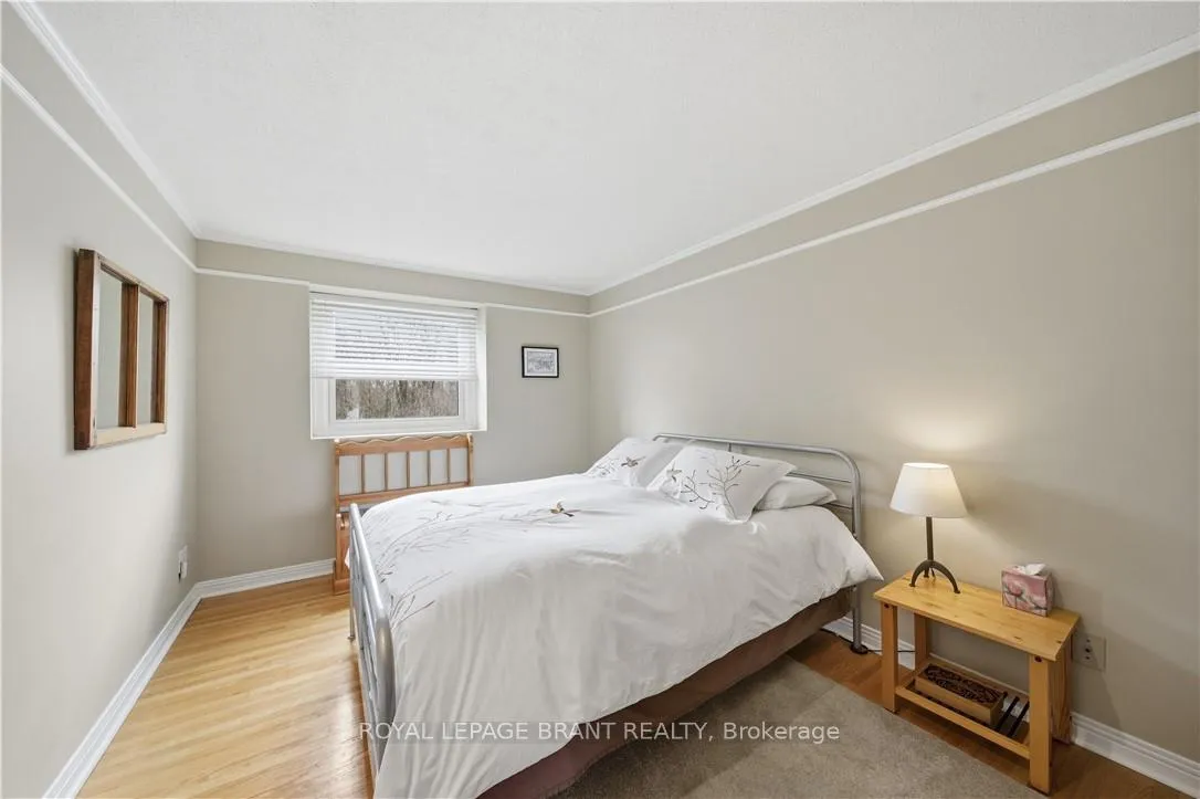 Photo 24 of 37 Parkview Crescent, Kitchener — HOMEH