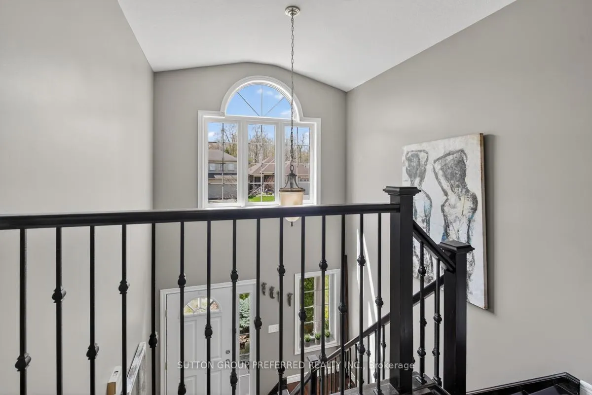 Photo 16 of 2178 Blackwater Road, London, North B — HOMEH