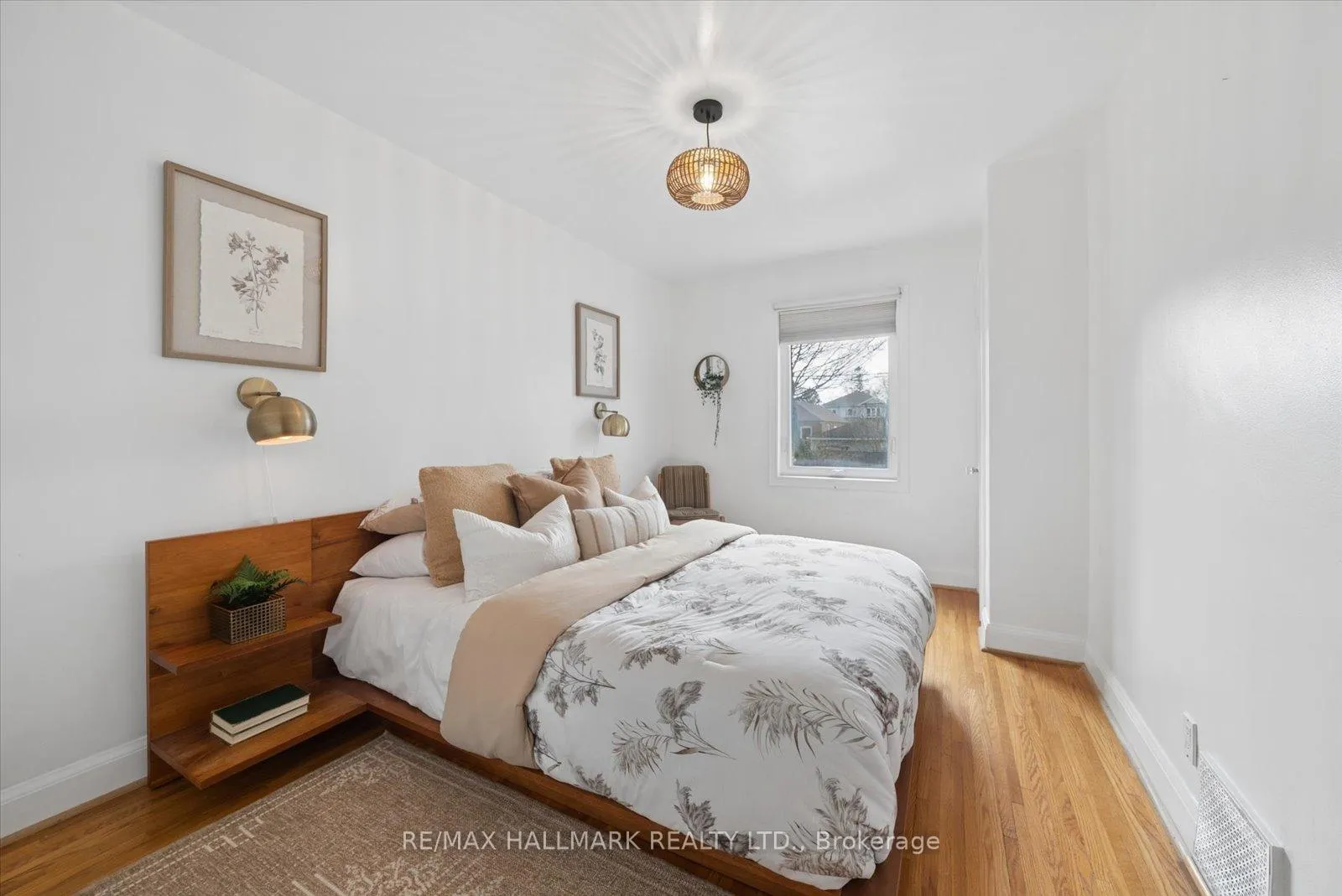 Photo 16 of 46 Marsh Road, Scarborough, Clairlea-Birchmount — HOMEH