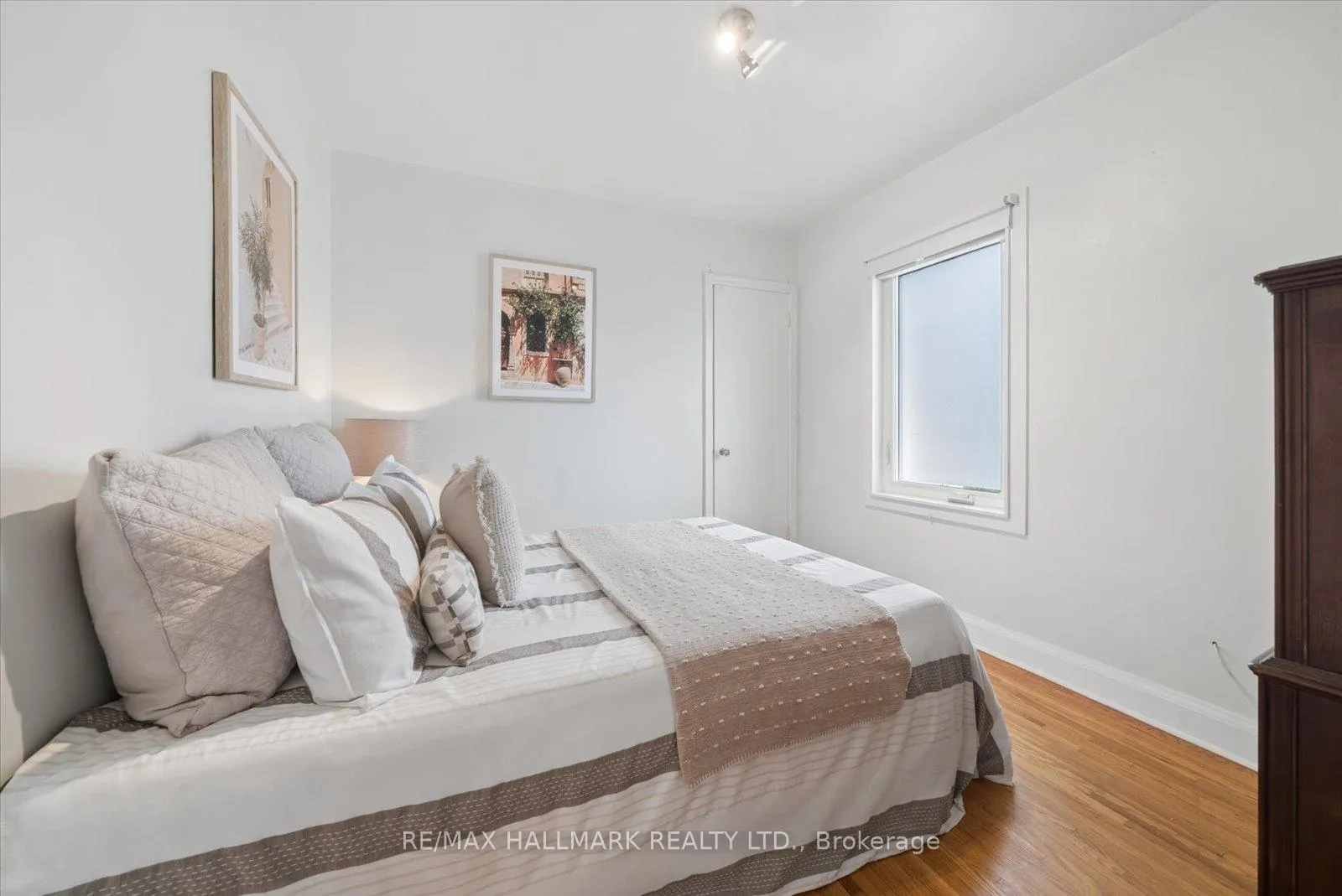 Photo 20 of 46 Marsh Road, Scarborough, Clairlea-Birchmount — HOMEH