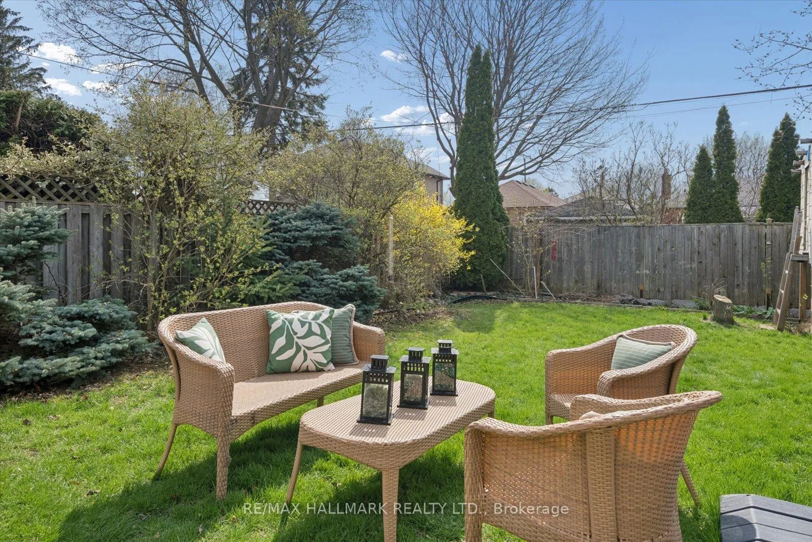 Photo 35 of 46 Marsh Road, Scarborough, Clairlea-Birchmount — HOMEH