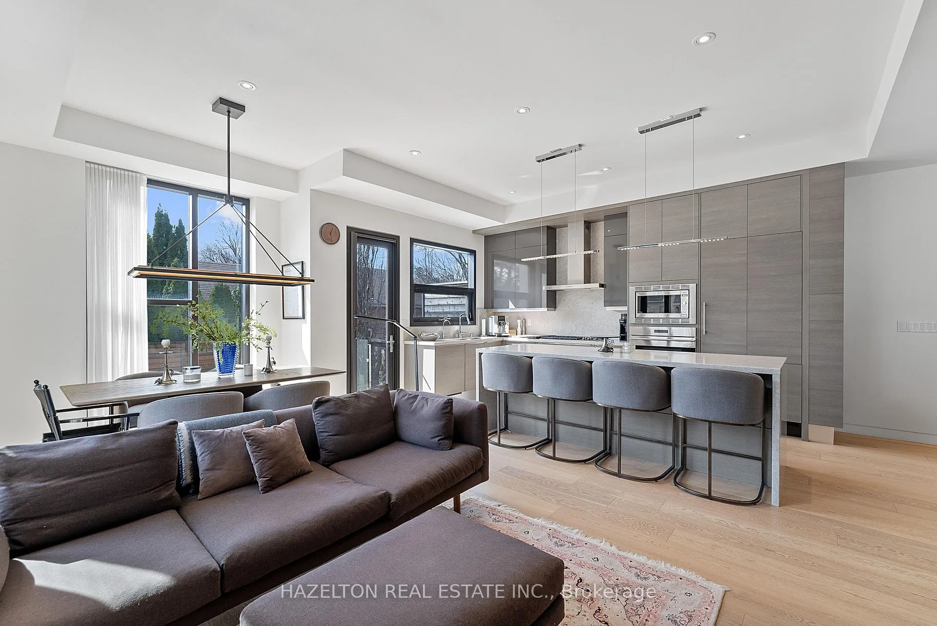 Photo 4 of 143 Joicey Boulevard, Toronto, Bedford Park-Nortown — HOMEH
