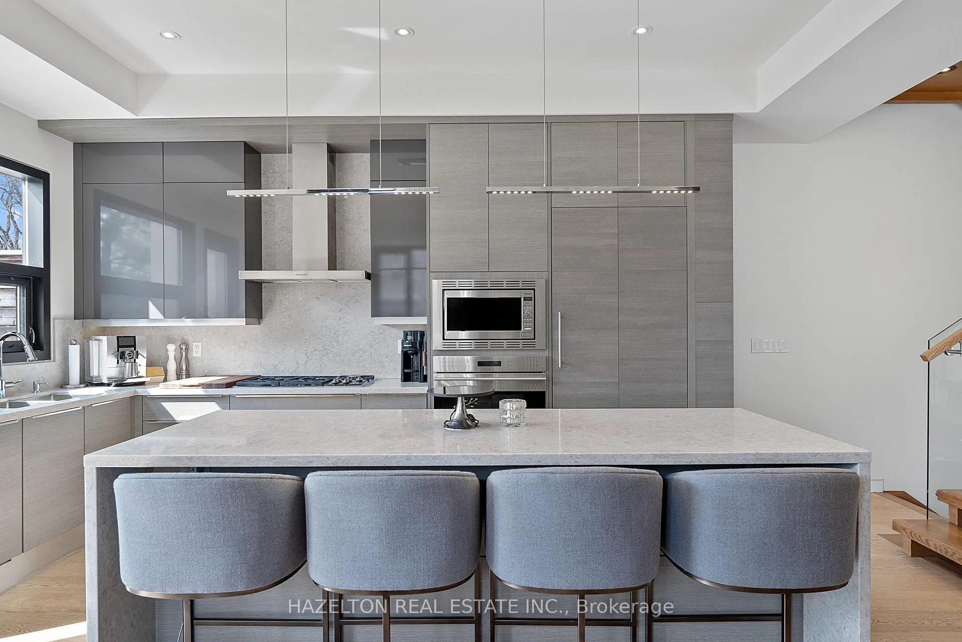 Photo 8 of 143 Joicey Boulevard, Toronto, Bedford Park-Nortown — HOMEH