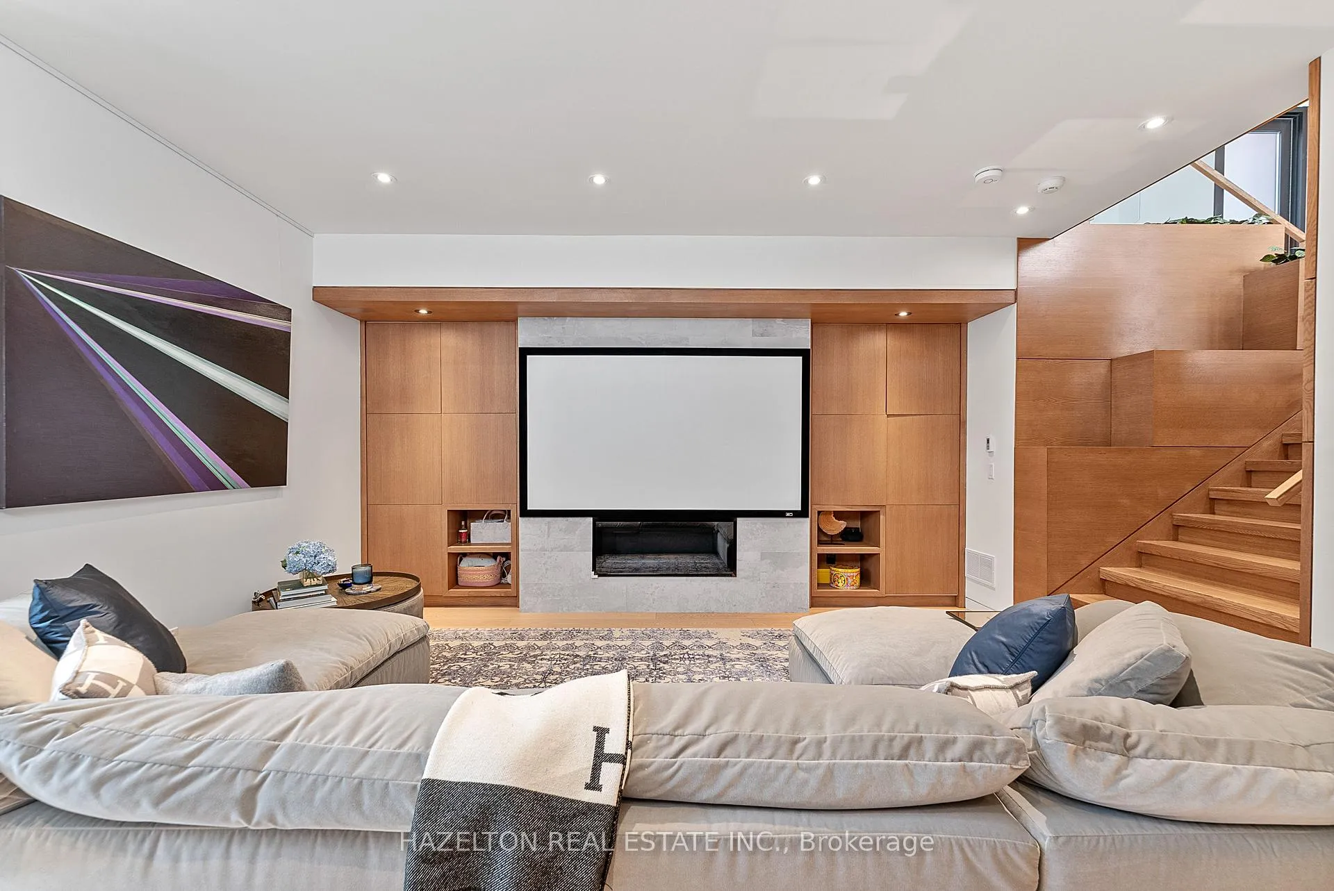 Photo 13 of 143 Joicey Boulevard, Toronto, Bedford Park-Nortown — HOMEH