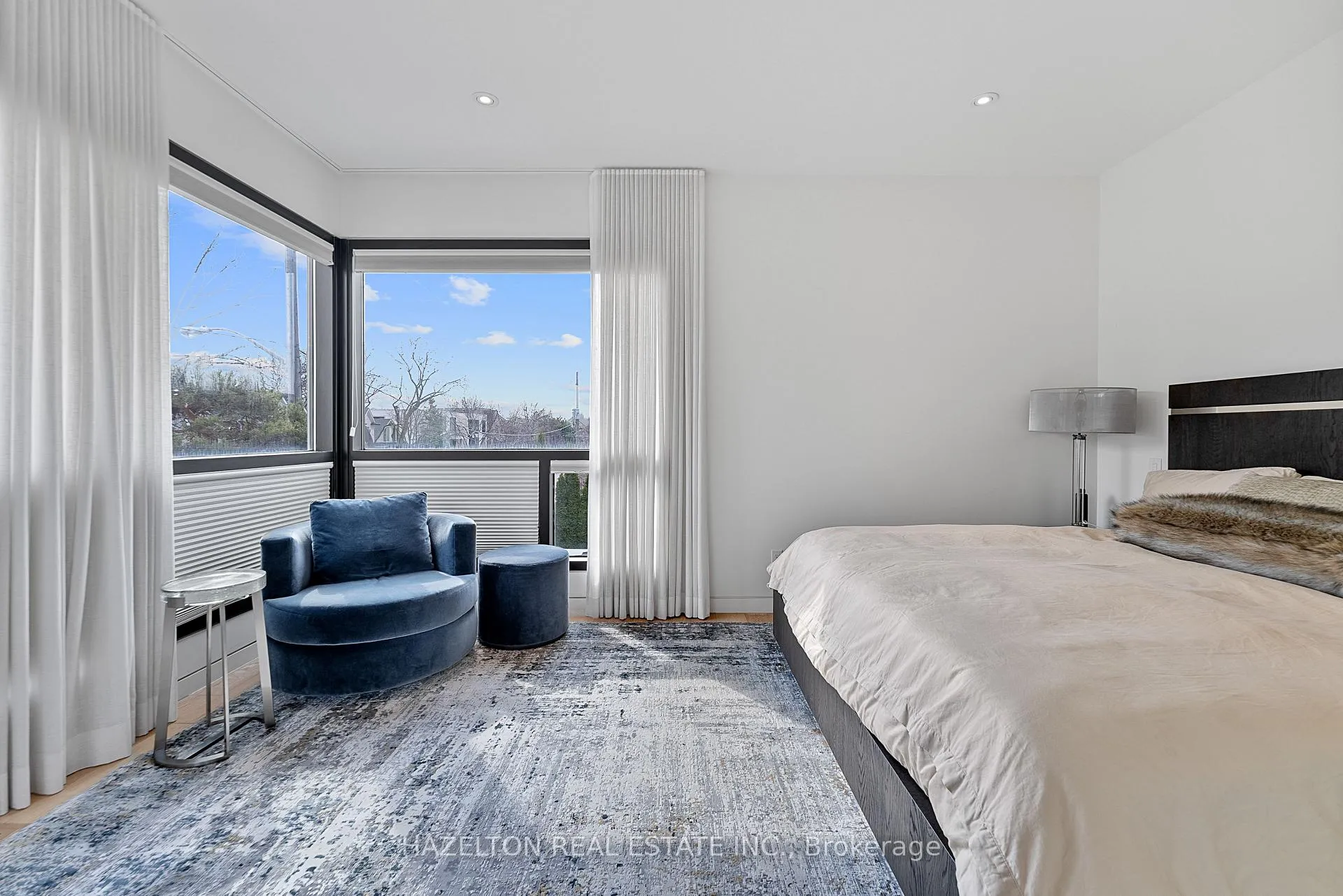 Photo 15 of 143 Joicey Boulevard, Toronto, Bedford Park-Nortown — HOMEH