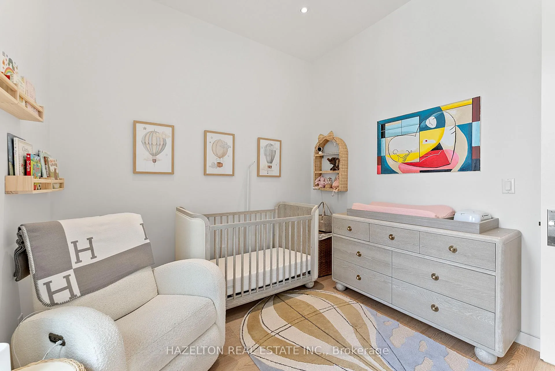 Photo 23 of 143 Joicey Boulevard, Toronto, Bedford Park-Nortown — HOMEH