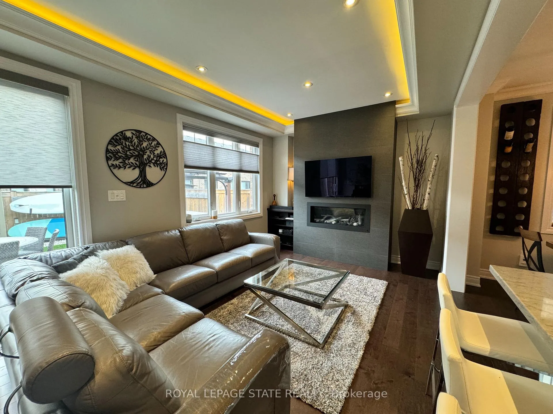 Photo 3 of 57 Waterview Lane, Grimsby, Grimsby Beach — HOMEH