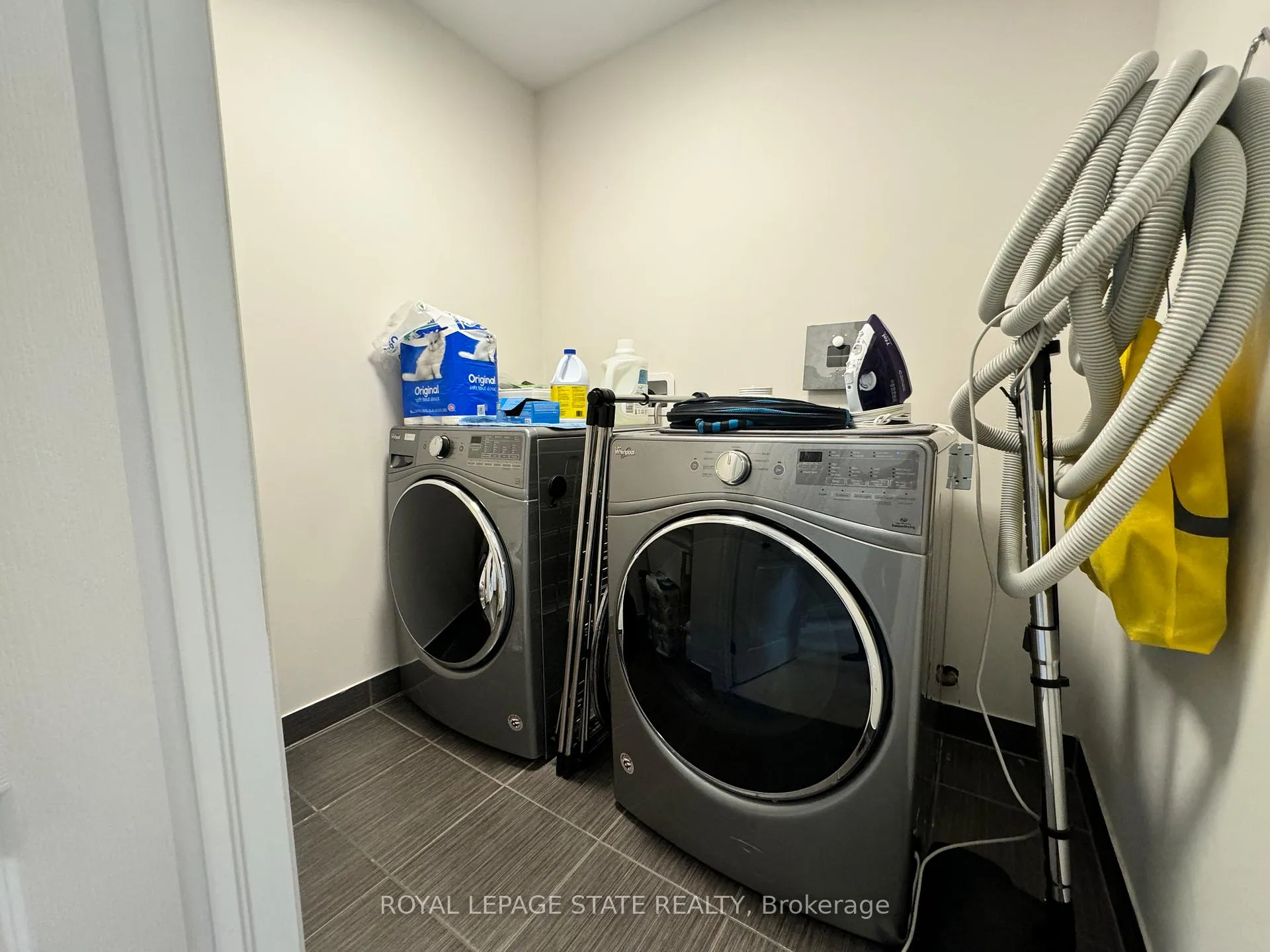 Photo 19 of 57 Waterview Lane, Grimsby, Grimsby Beach — HOMEH