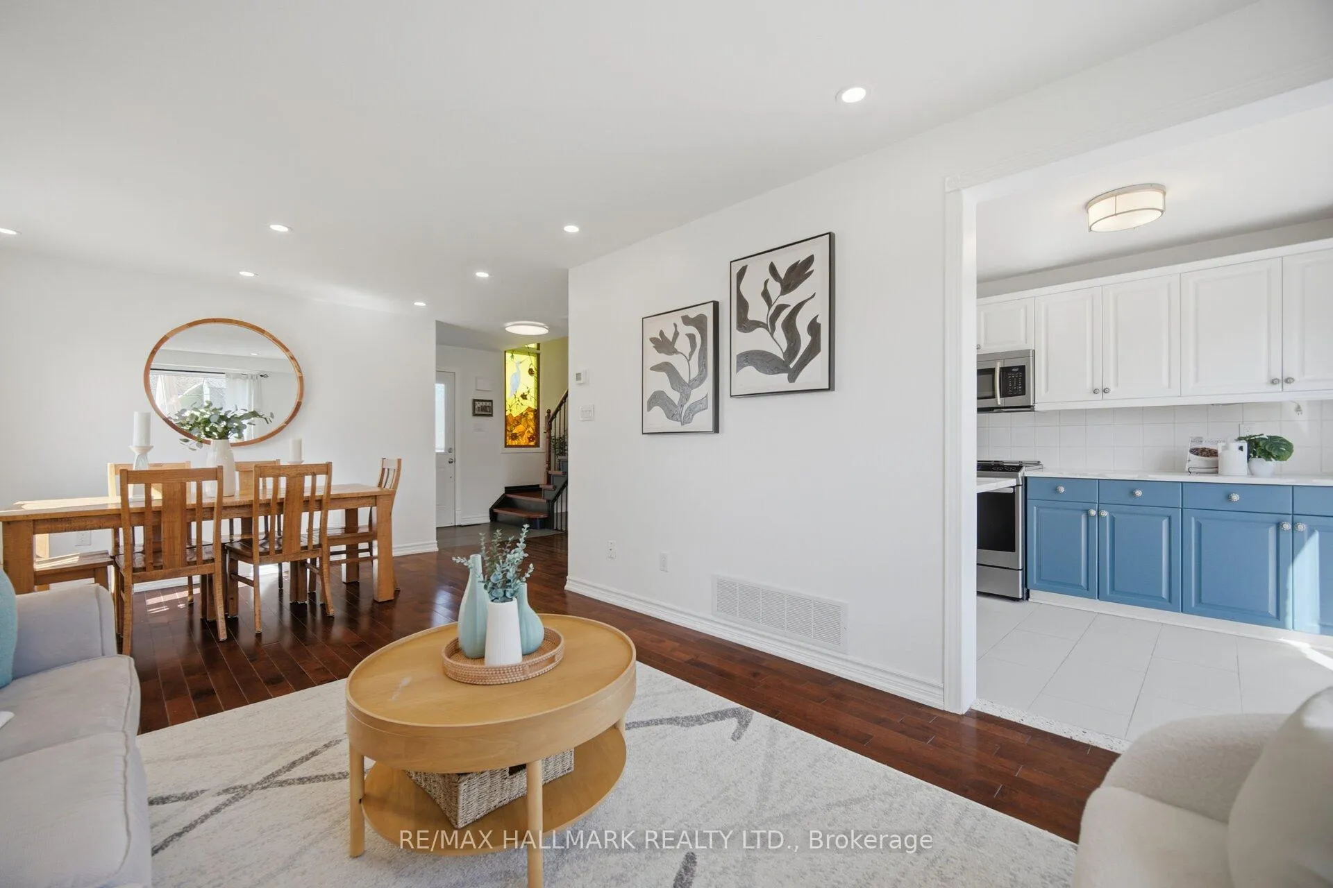 Photo 7 of 10 Northgate Boulevard, Brampton, Westgate — HOMEH