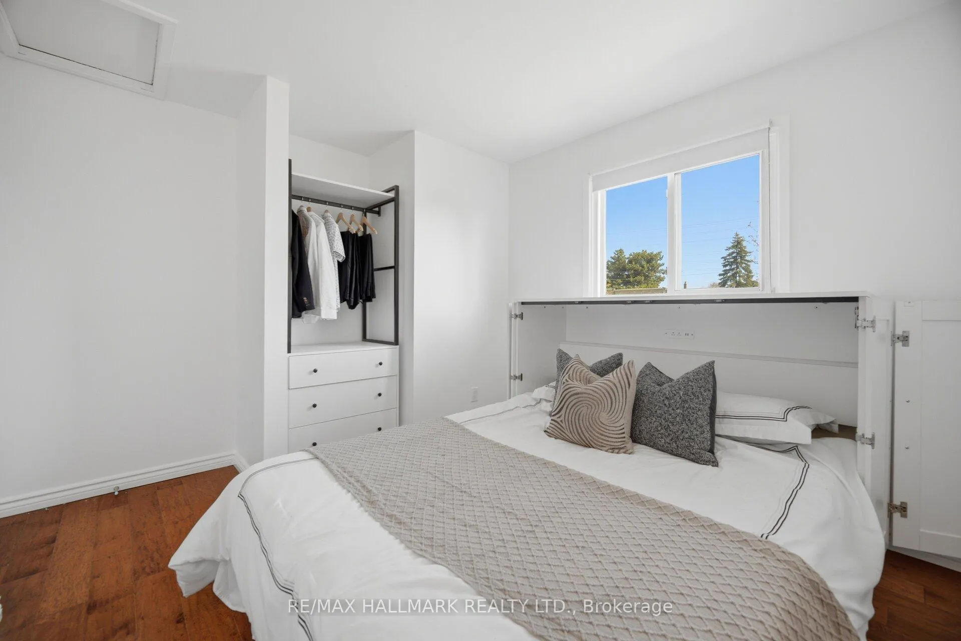 Photo 14 of 10 Northgate Boulevard, Brampton, Westgate — HOMEH