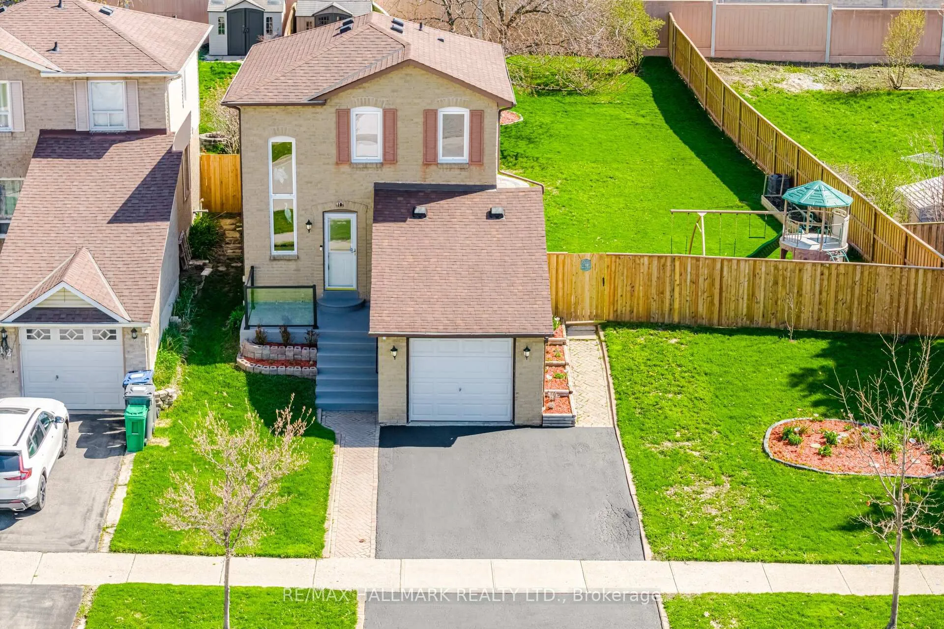 Photo 30 of 10 Northgate Boulevard, Brampton, Westgate — HOMEH