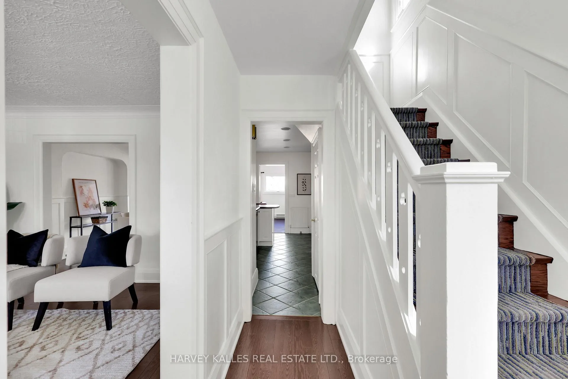 Photo 6 of 30 Braeside Road, Toronto, Lawrence Park North — HOMEH