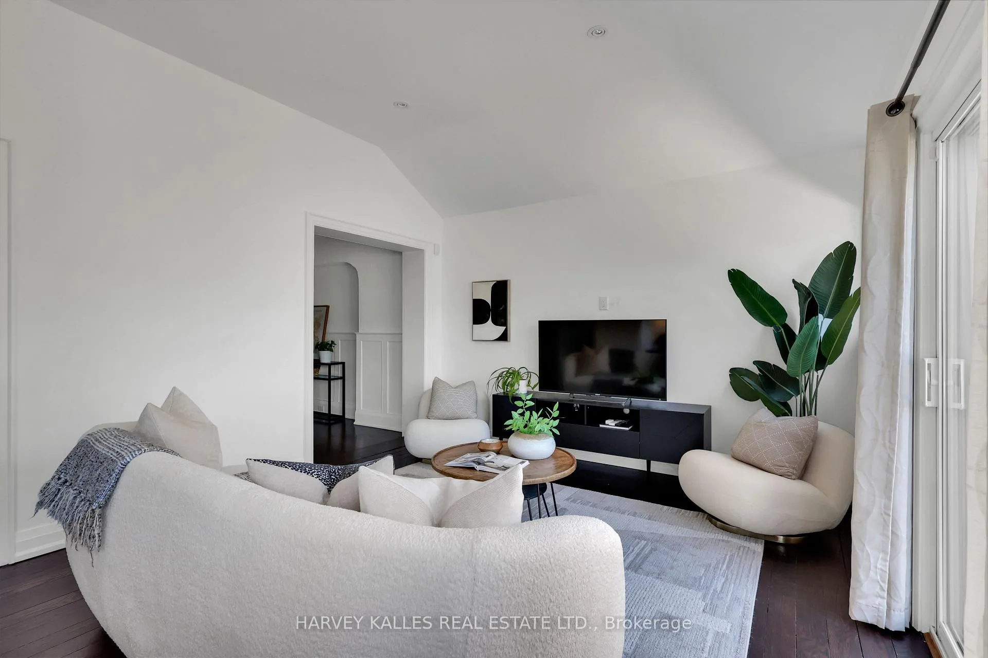Photo 21 of 30 Braeside Road, Toronto, Lawrence Park North — HOMEH