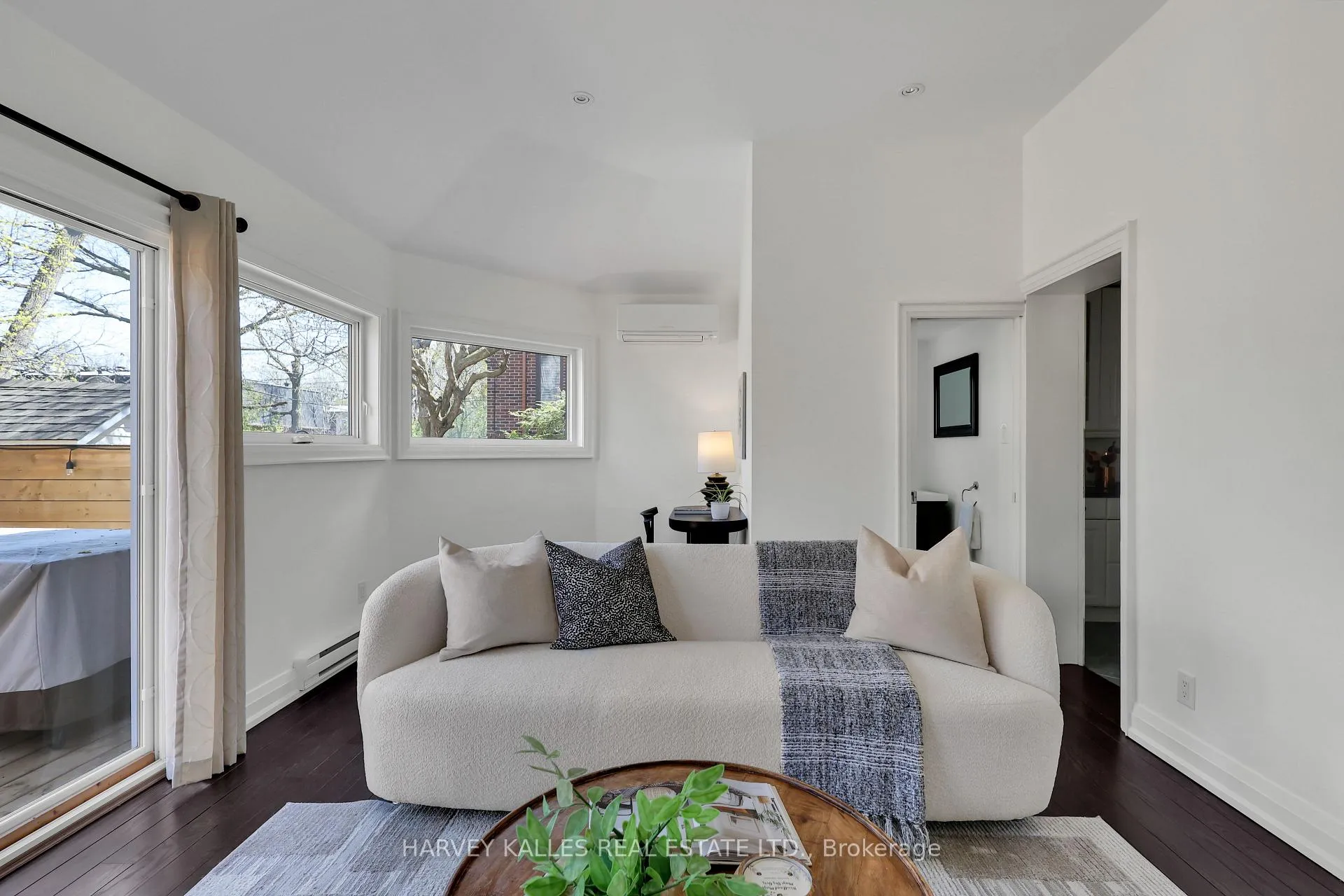 Photo 22 of 30 Braeside Road, Toronto, Lawrence Park North — HOMEH