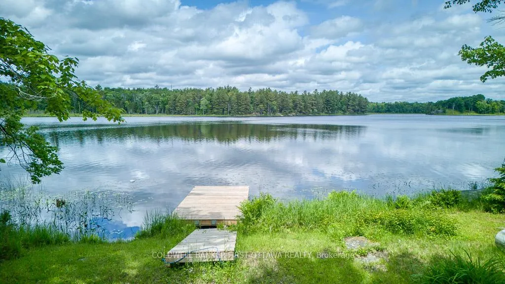 Photo 6 of 1305 Thunder Lane, Central Frontenac, Frontenac Centre — HOMEH