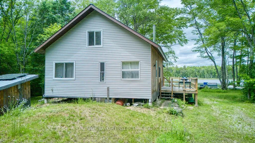 Photo 13 of 1305 Thunder Lane, Central Frontenac, Frontenac Centre — HOMEH