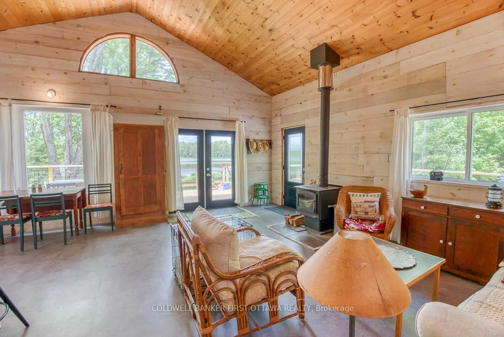 Photo 18 of 1305 Thunder Lane, Central Frontenac, Frontenac Centre — HOMEH