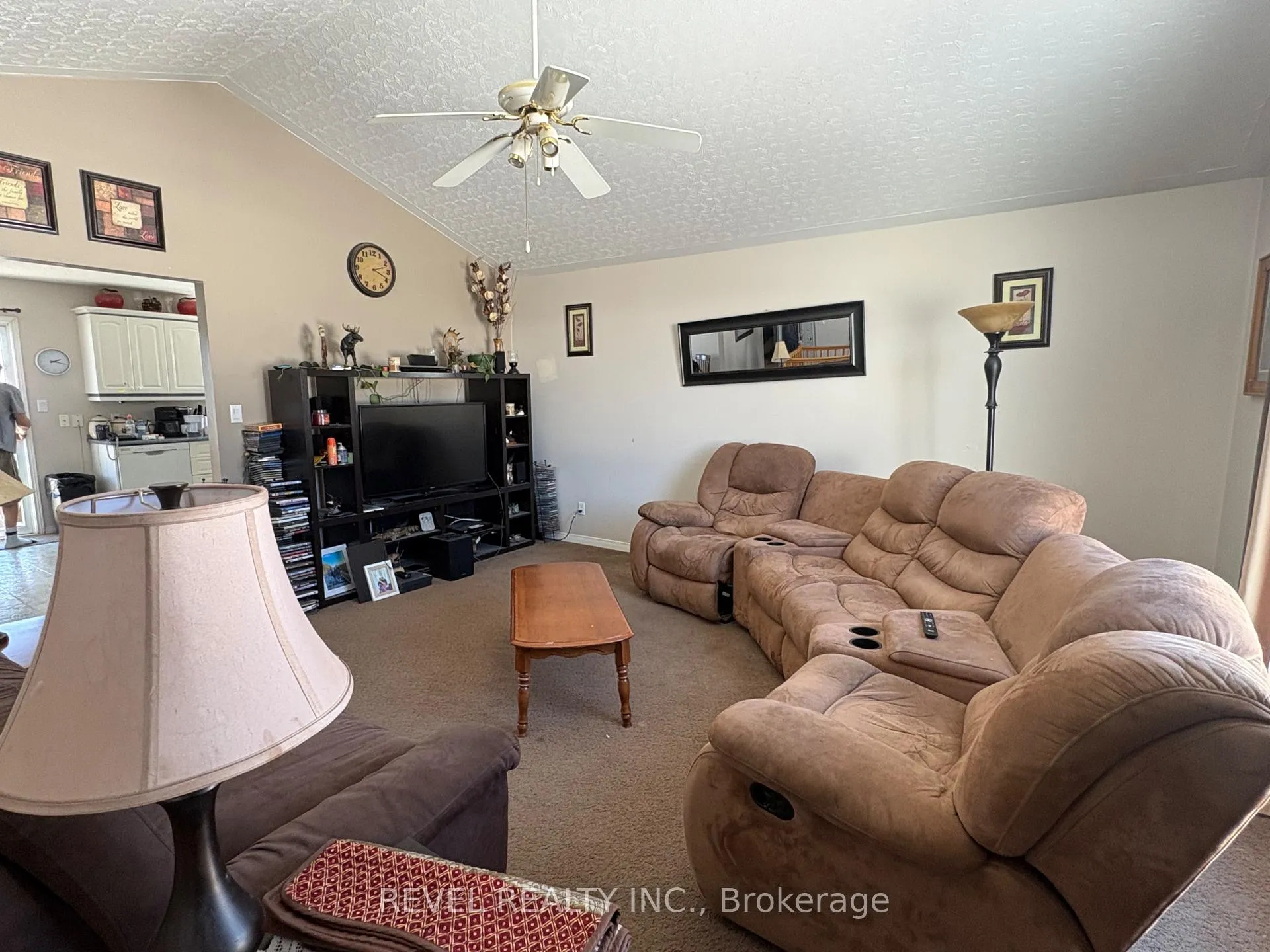 Photo 6 of 4 Cree Road, Cochrane — HOMEH