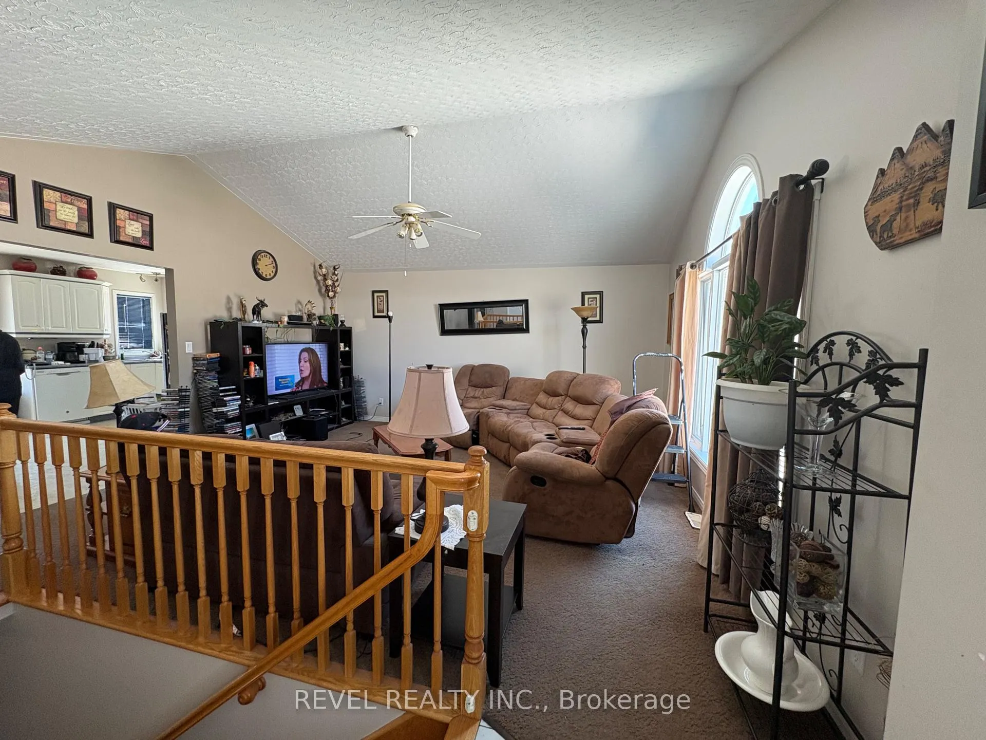 Photo 7 of 4 Cree Road, Cochrane — HOMEH