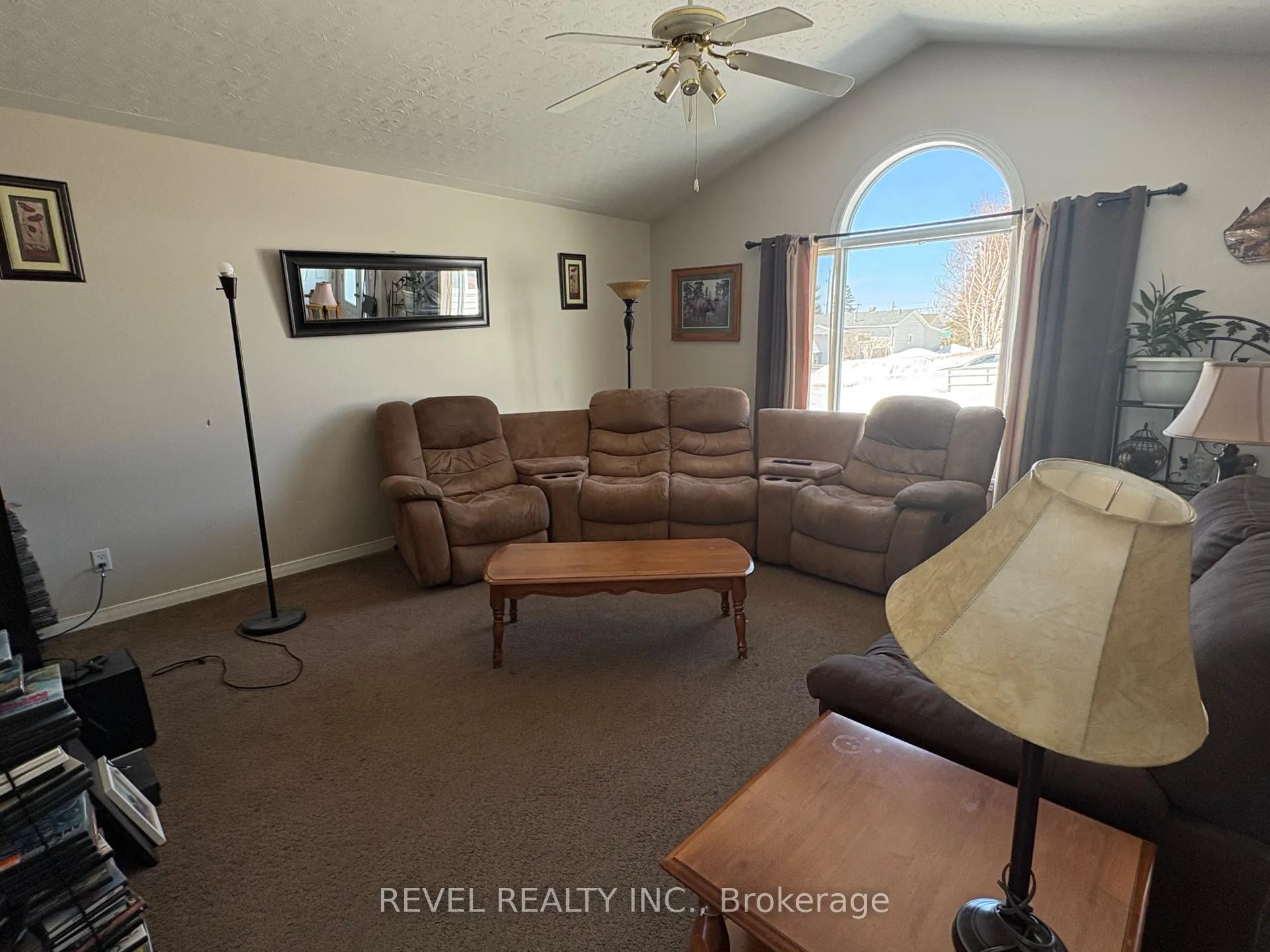 Photo 8 of 4 Cree Road, Cochrane — HOMEH