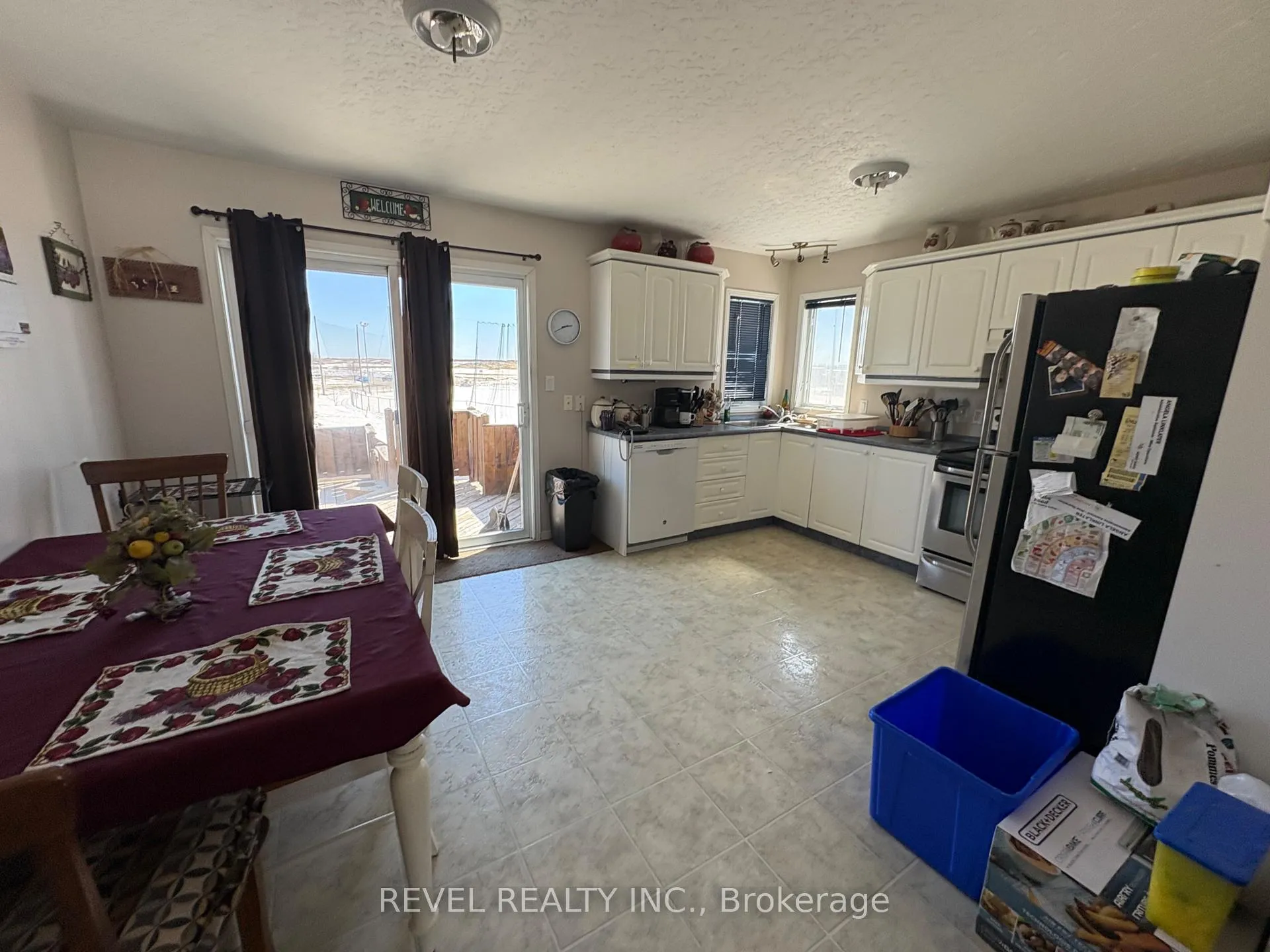 Photo 10 of 4 Cree Road, Cochrane — HOMEH