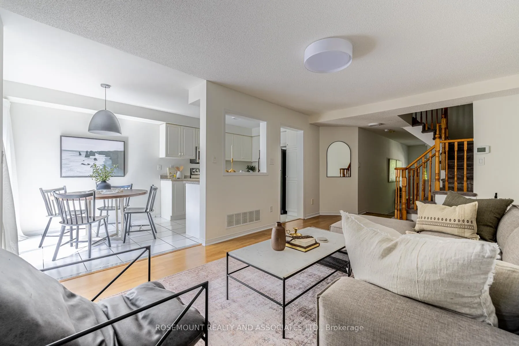 Photo 6 of 5 Playfair Road, Whitby, Downtown Whitby — HOMEH