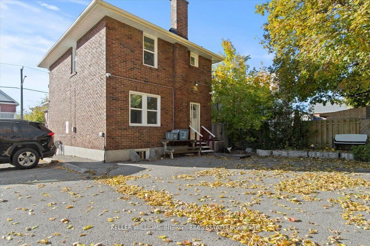 Photo 14 of Unit 2, 20 Colborne Street W, Oshawa, O'Neill — HOMEH