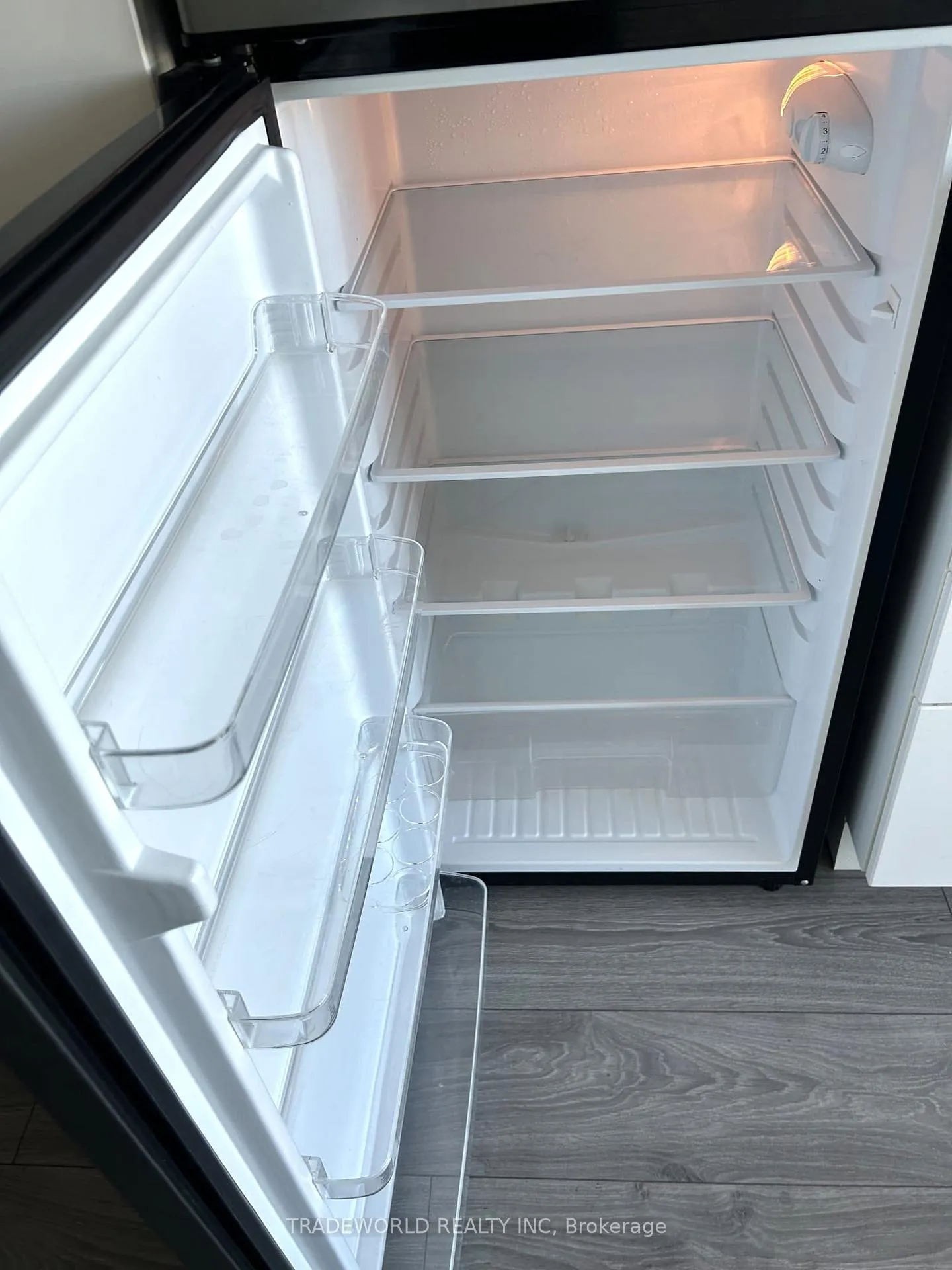 Photo 5 of Unit 719, 1900 Simcoe Street N, Oshawa, Samac — HOMEH