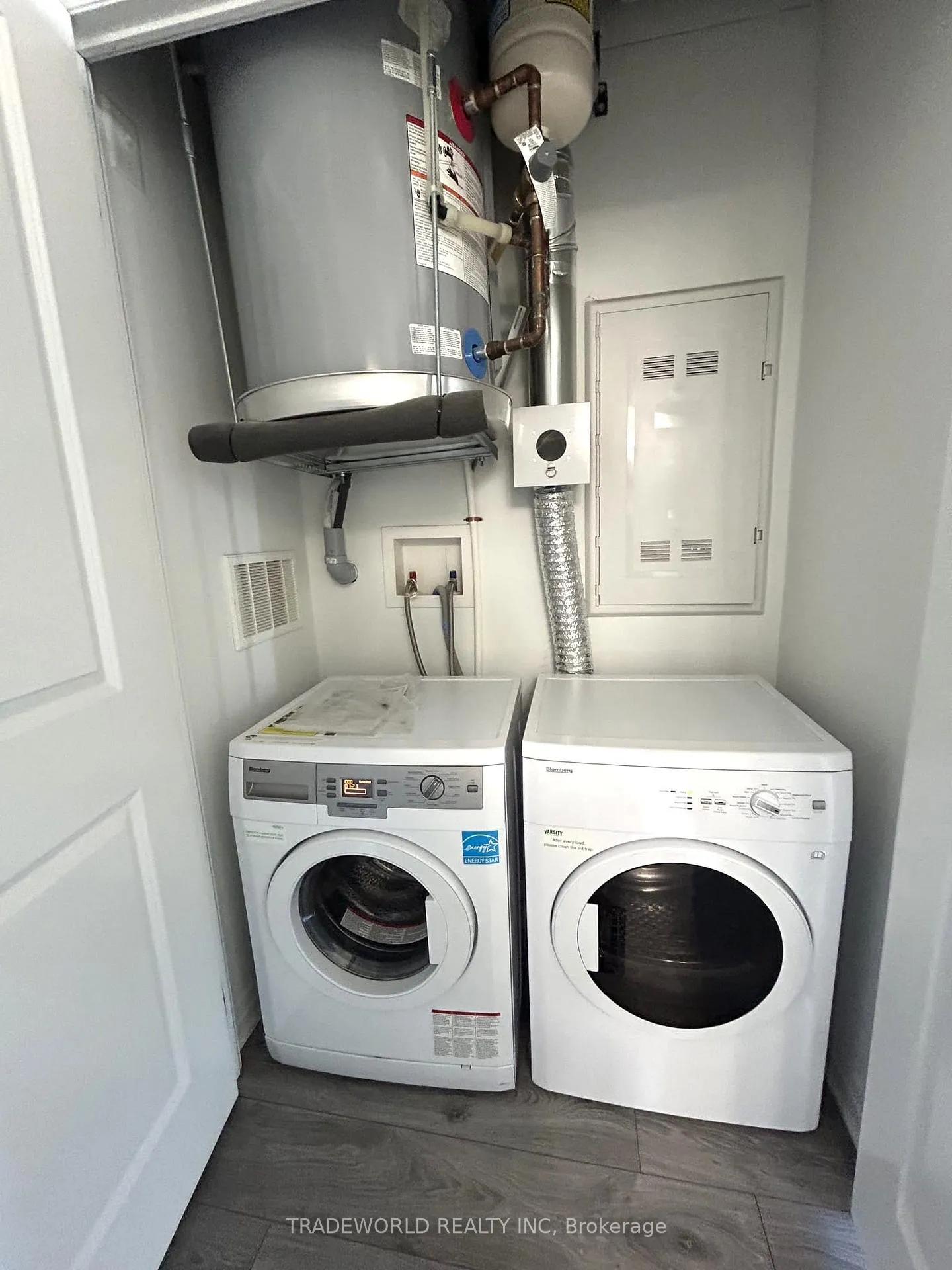 Photo 10 of Unit 719, 1900 Simcoe Street N, Oshawa, Samac — HOMEH