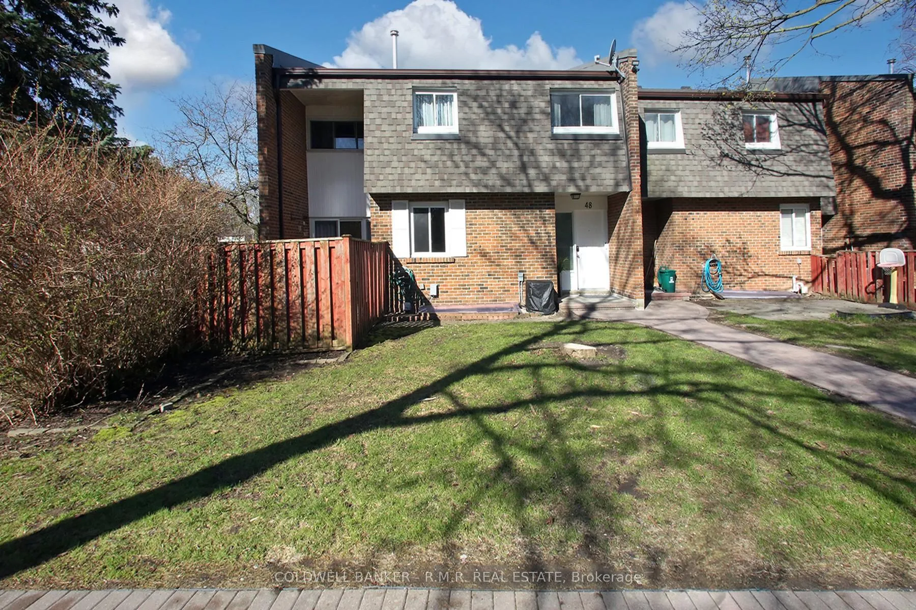 Photo 2 of Unit 48, 109 Dovedale Drive, Whitby, Downtown Whitby — HOMEH