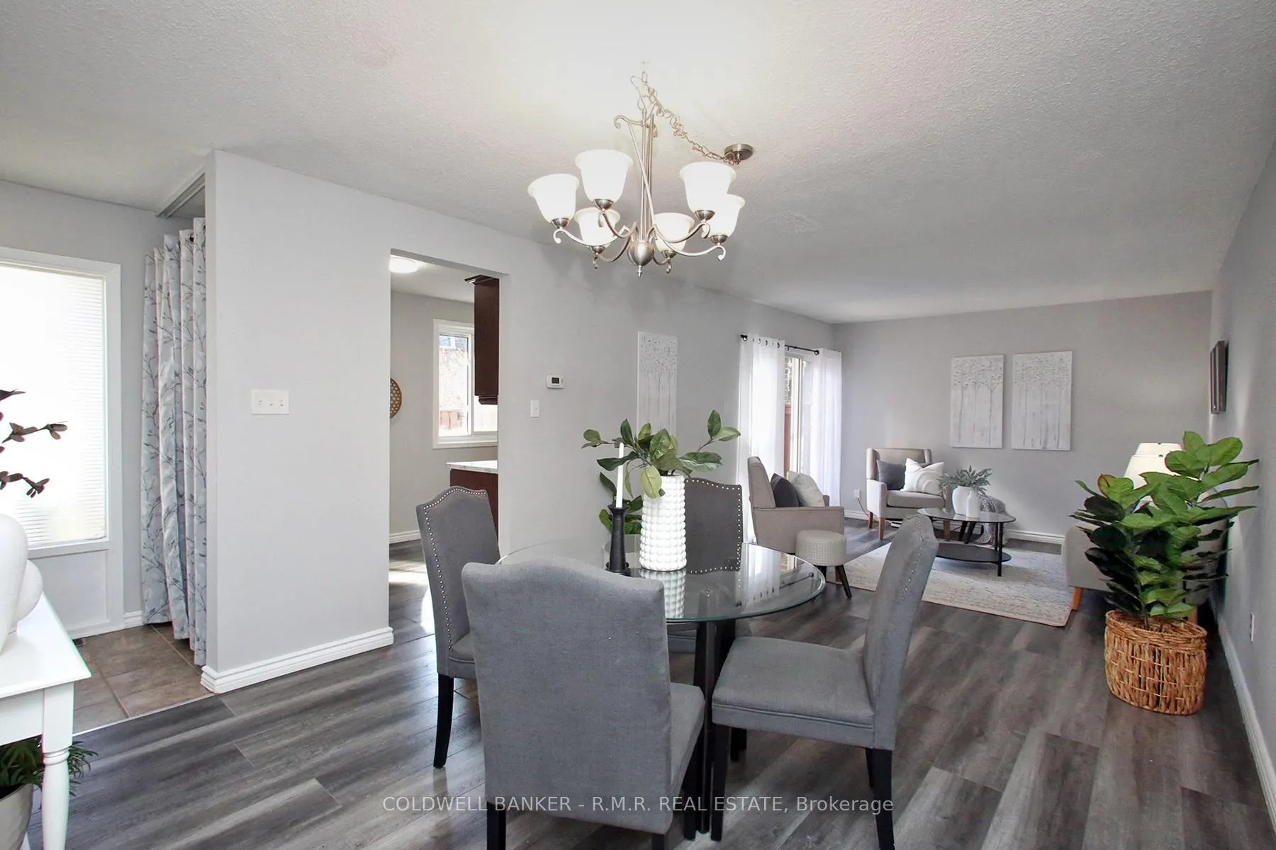 Photo 4 of Unit 48, 109 Dovedale Drive, Whitby, Downtown Whitby — HOMEH