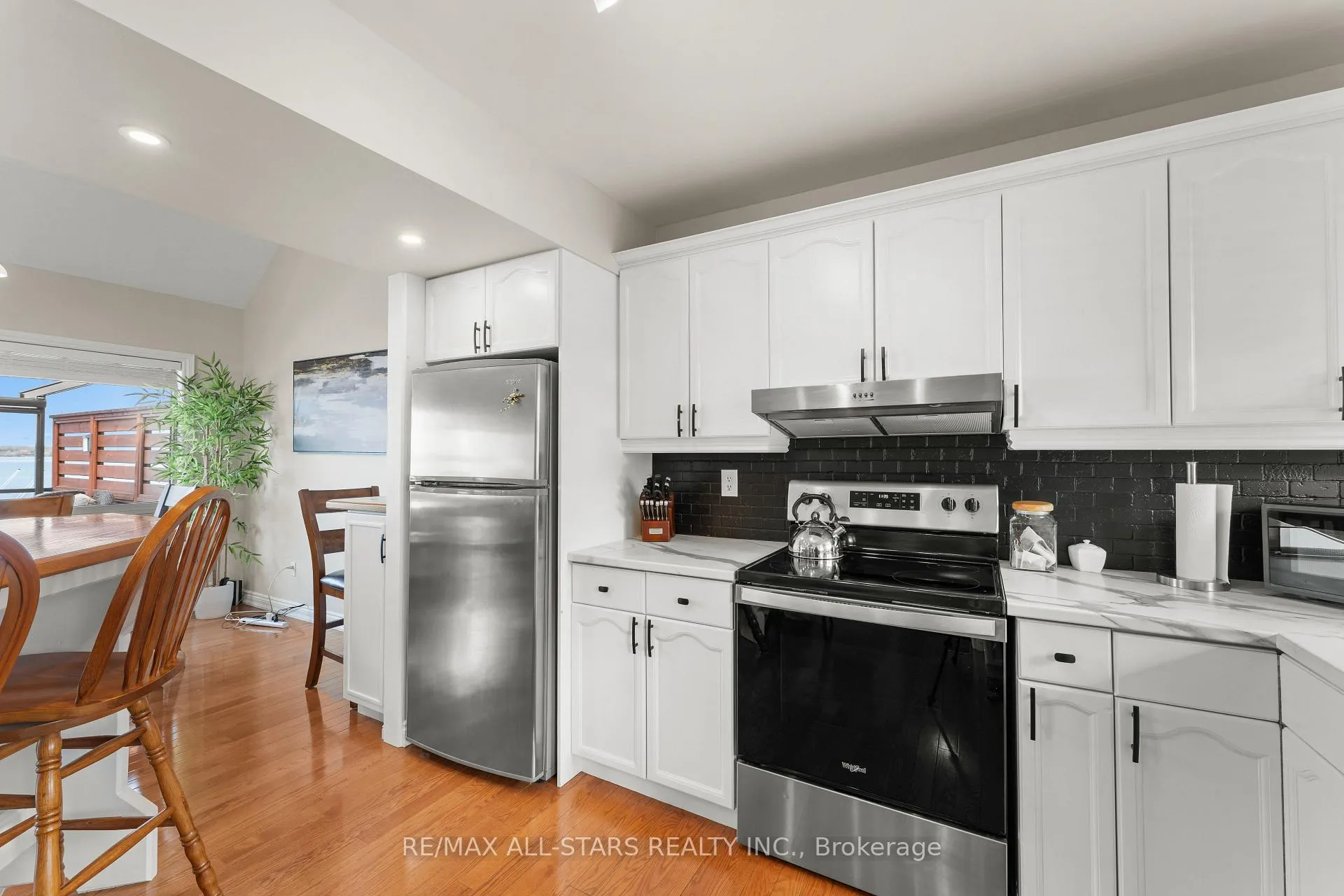 Photo 11 of 97 Cedar Grove Drive, Scugog, Rural Scugog — HOMEH