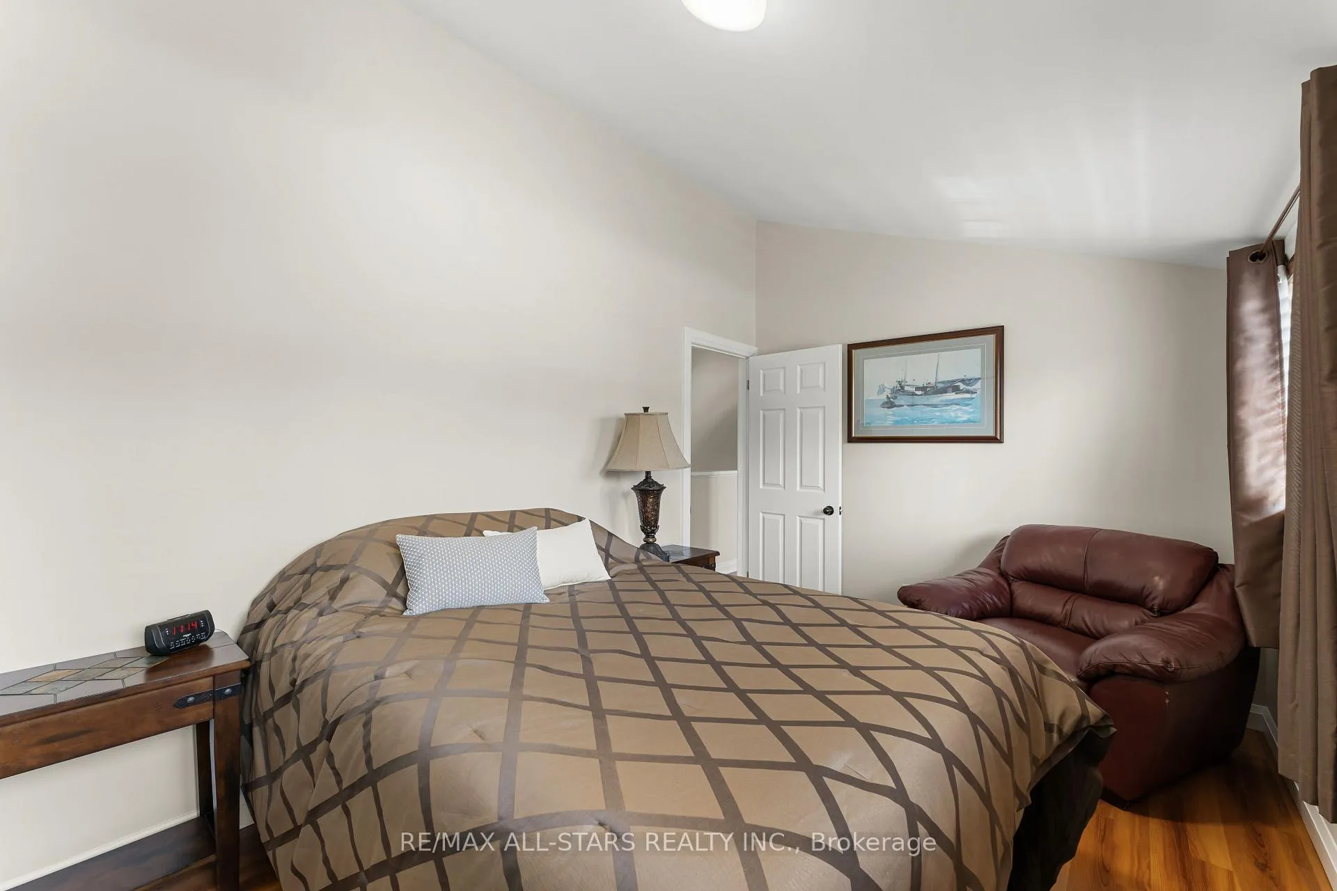 Photo 26 of 97 Cedar Grove Drive, Scugog, Rural Scugog — HOMEH
