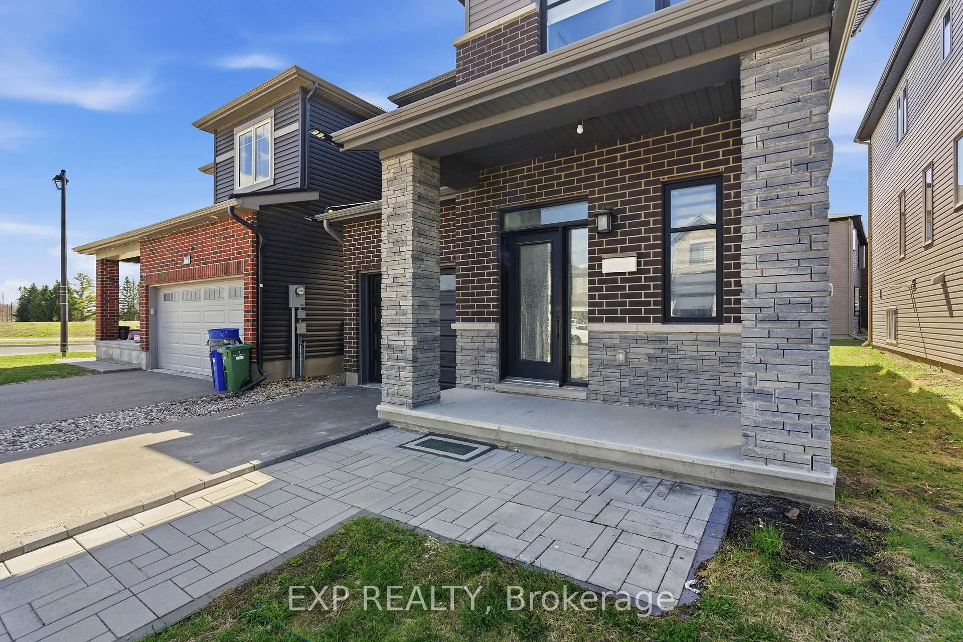 Photo 2 of 2609 River Mist Road, Ottawa, Barrhaven - Half Moon Bay — HOMEH