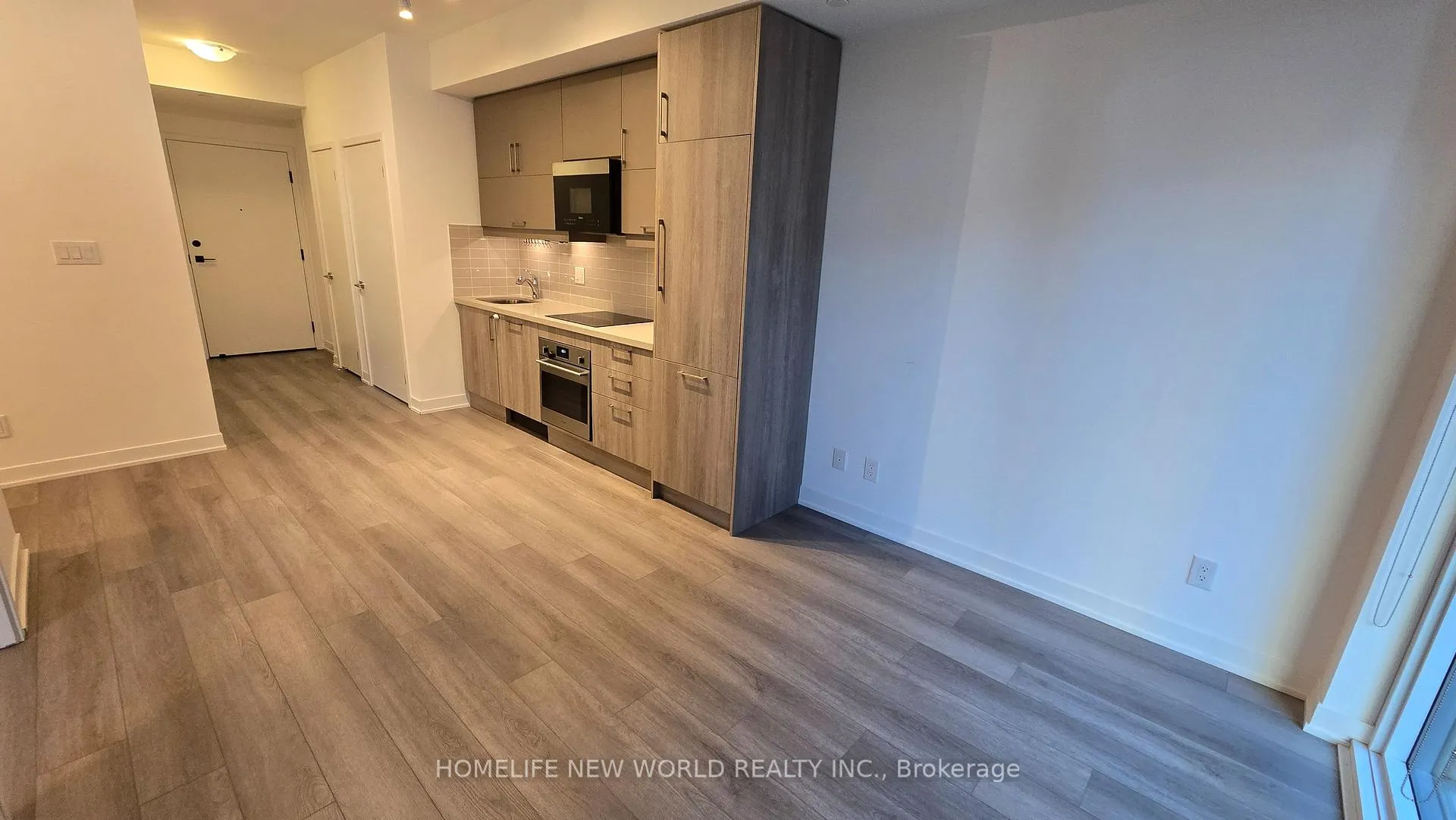 Photo 3 of Unit 507, 8119 Birchmount Road, Markham, Unionville — HOMEH