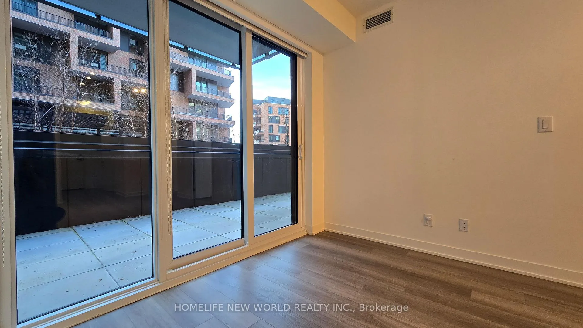 Photo 4 of Unit 507, 8119 Birchmount Road, Markham, Unionville — HOMEH