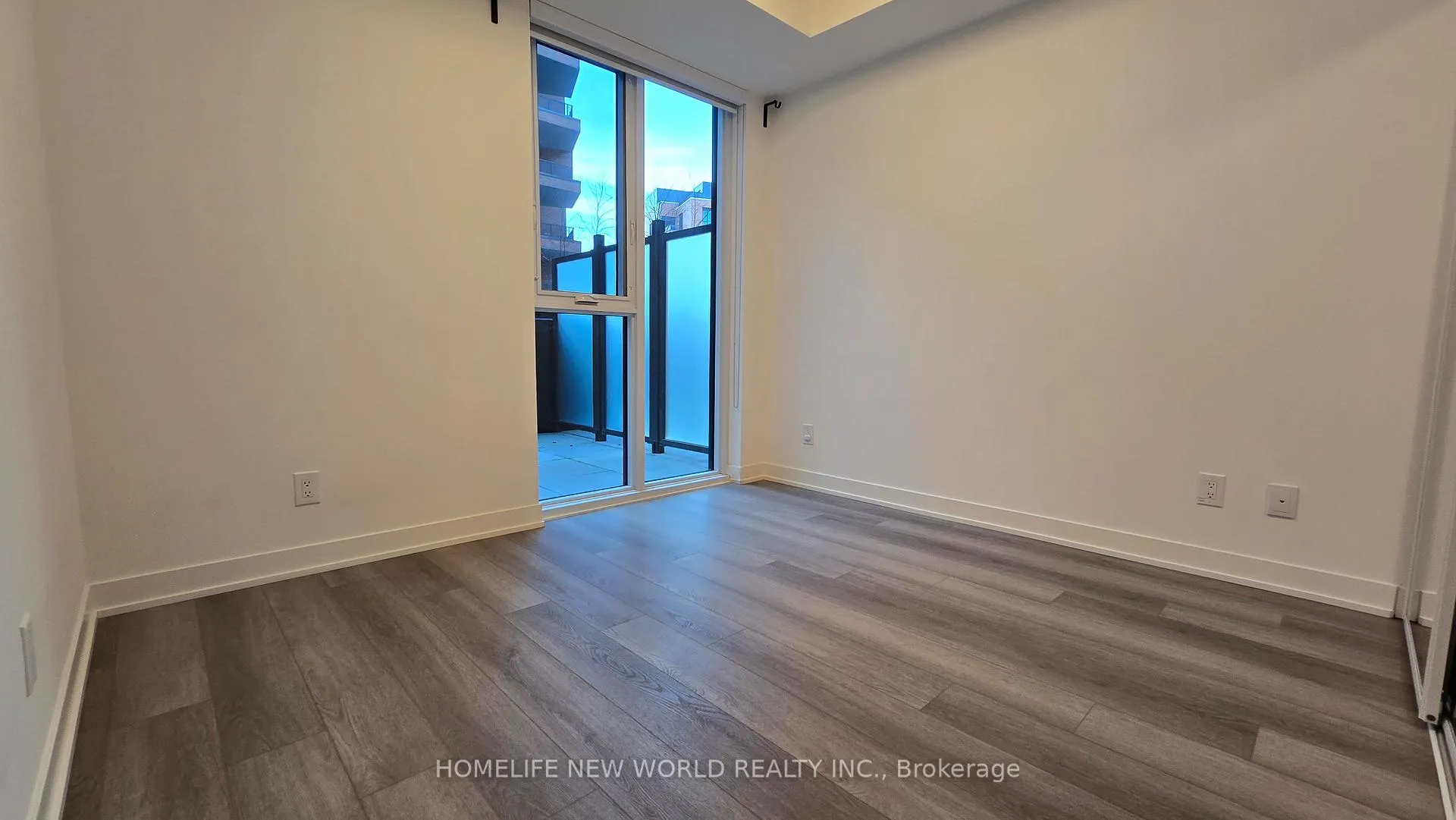 Photo 5 of Unit 507, 8119 Birchmount Road, Markham, Unionville — HOMEH