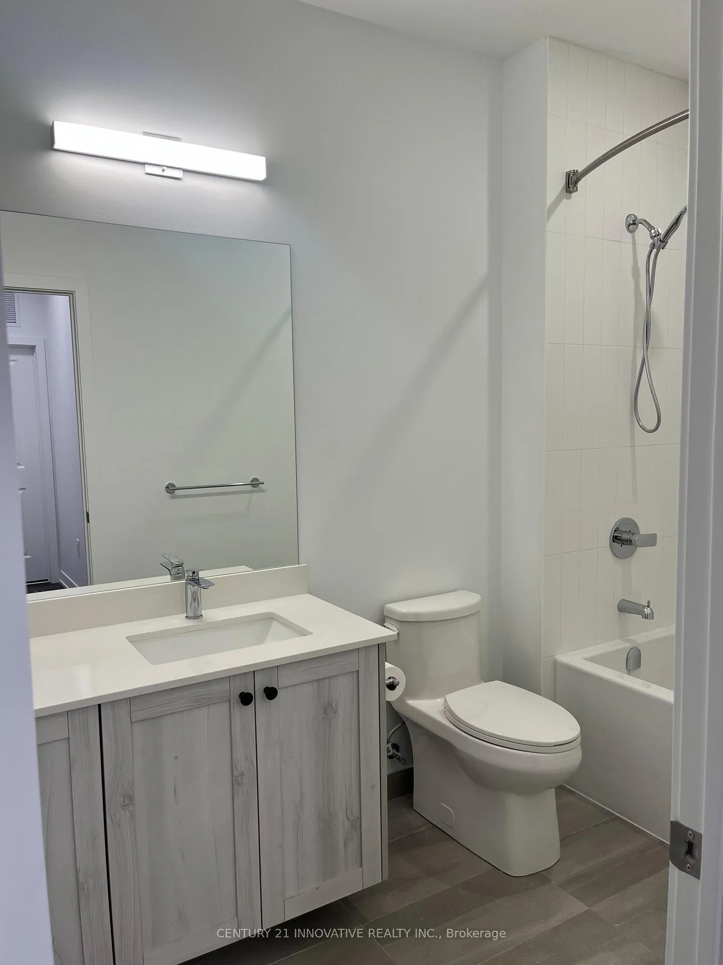 Photo 16 of Unit 412, 385 Arctic Red Drive, Oshawa, Windfields — HOMEH
