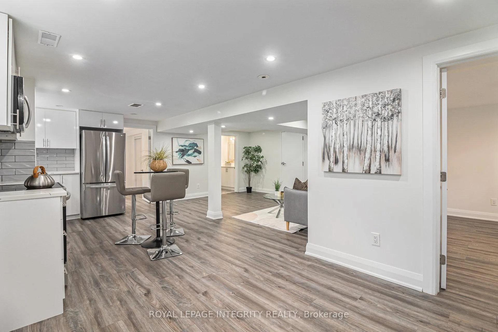 Photo 4 of 2389 Sheldon Avenue, Ottawa, Queensway Terrace South/Ridgeview — HOMEH