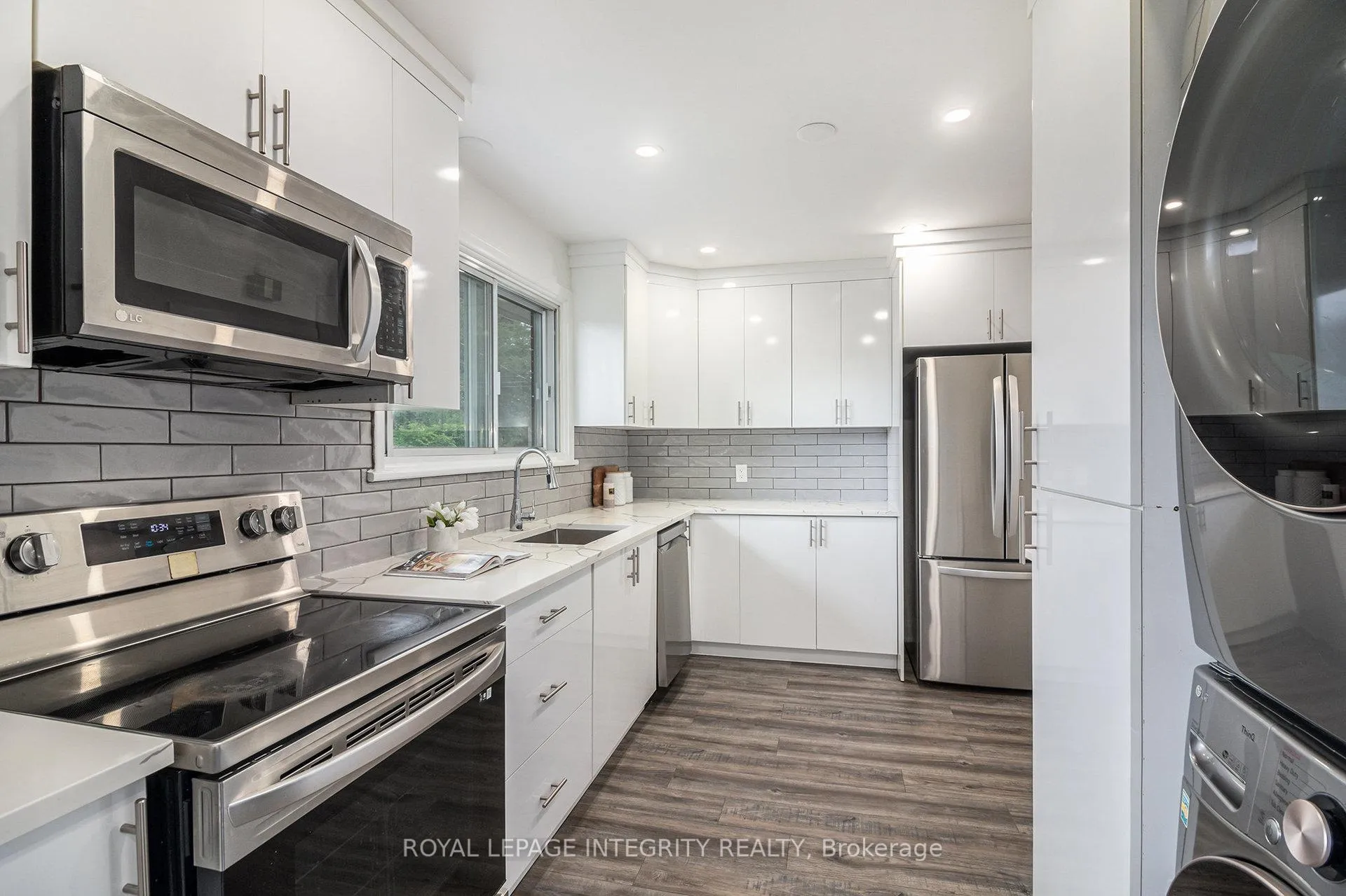 Photo 11 of 2389 Sheldon Avenue, Ottawa, Queensway Terrace South/Ridgeview — HOMEH