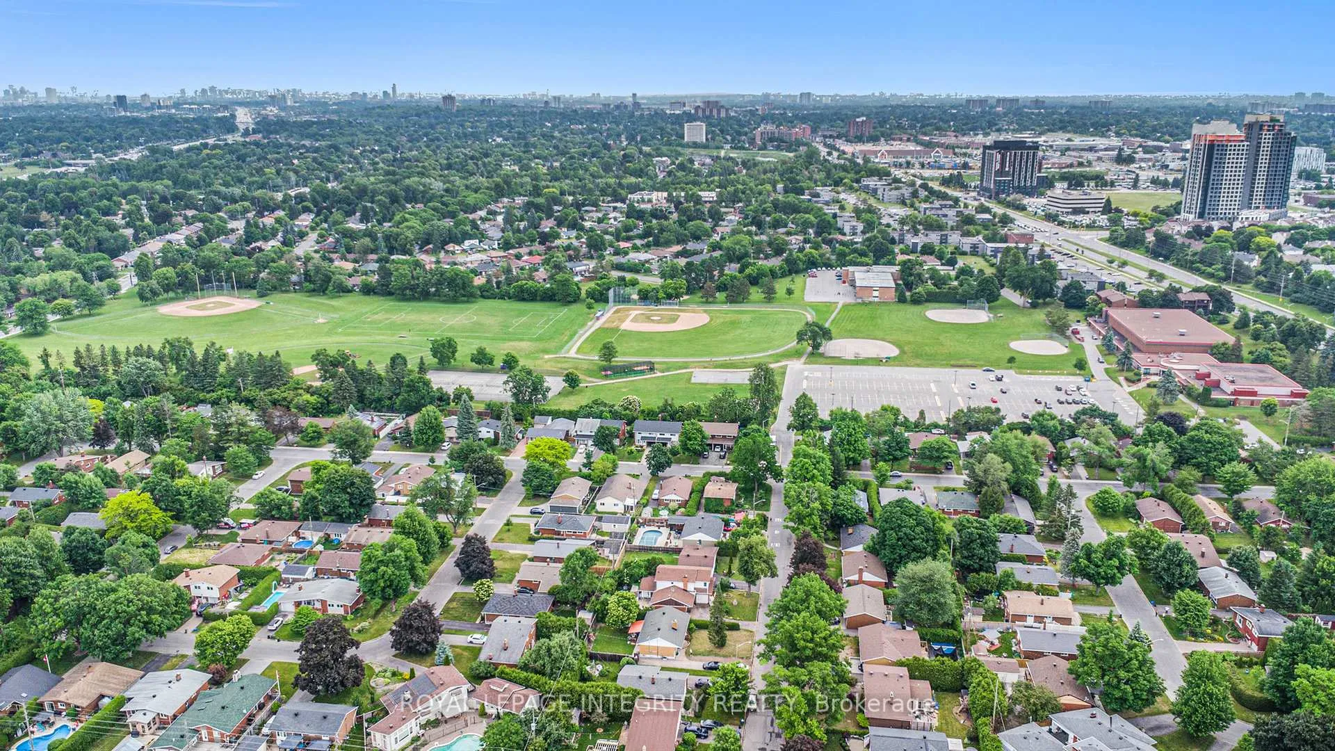 Photo 34 of 2389 Sheldon Avenue, Ottawa, Queensway Terrace South/Ridgeview — HOMEH