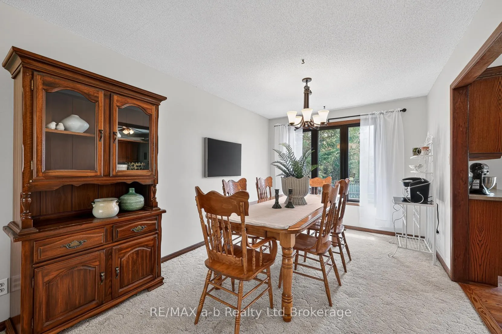 Photo 19 of 2487 Mossley Drive, Thames Centre, Mossley — HOMEH