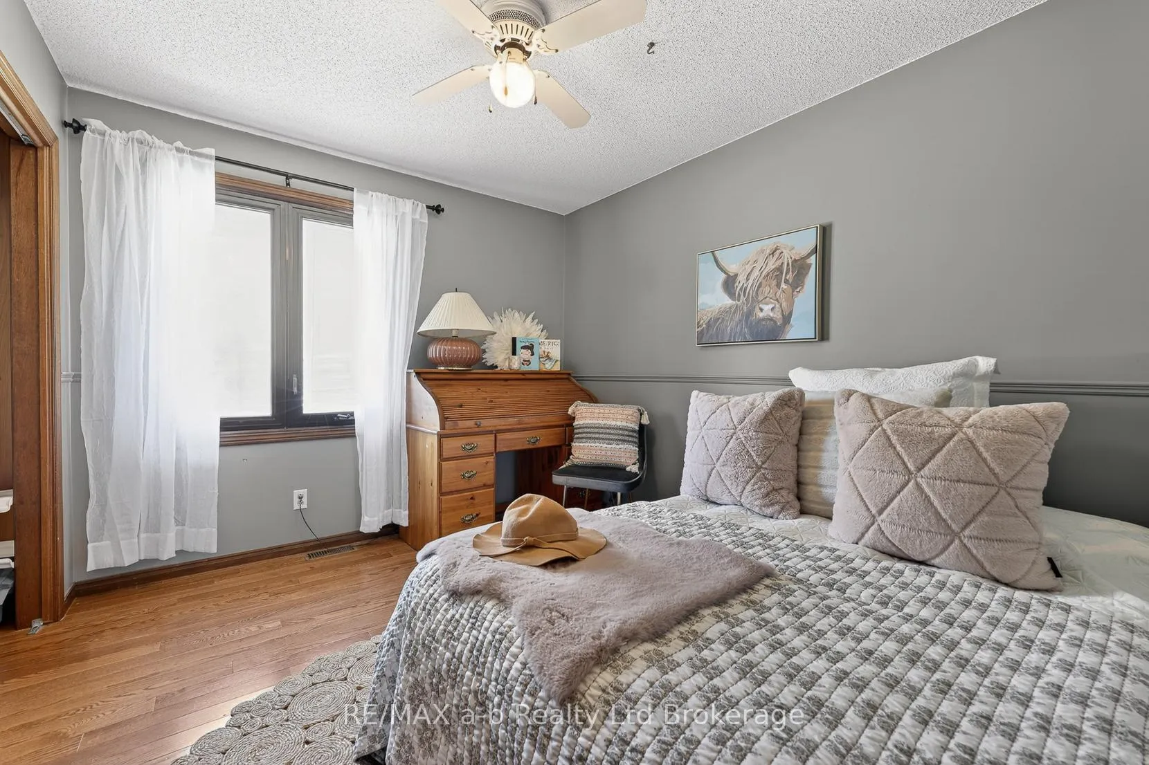 Photo 26 of 2487 Mossley Drive, Thames Centre, Mossley — HOMEH