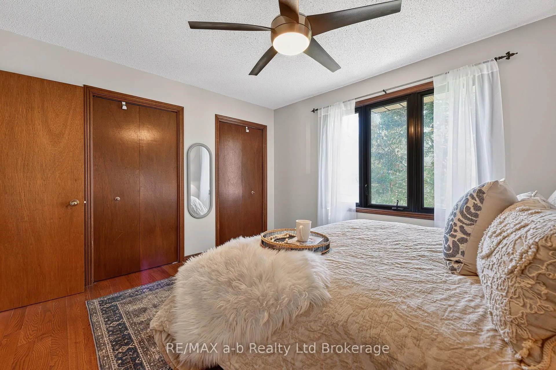 Photo 27 of 2487 Mossley Drive, Thames Centre, Mossley — HOMEH