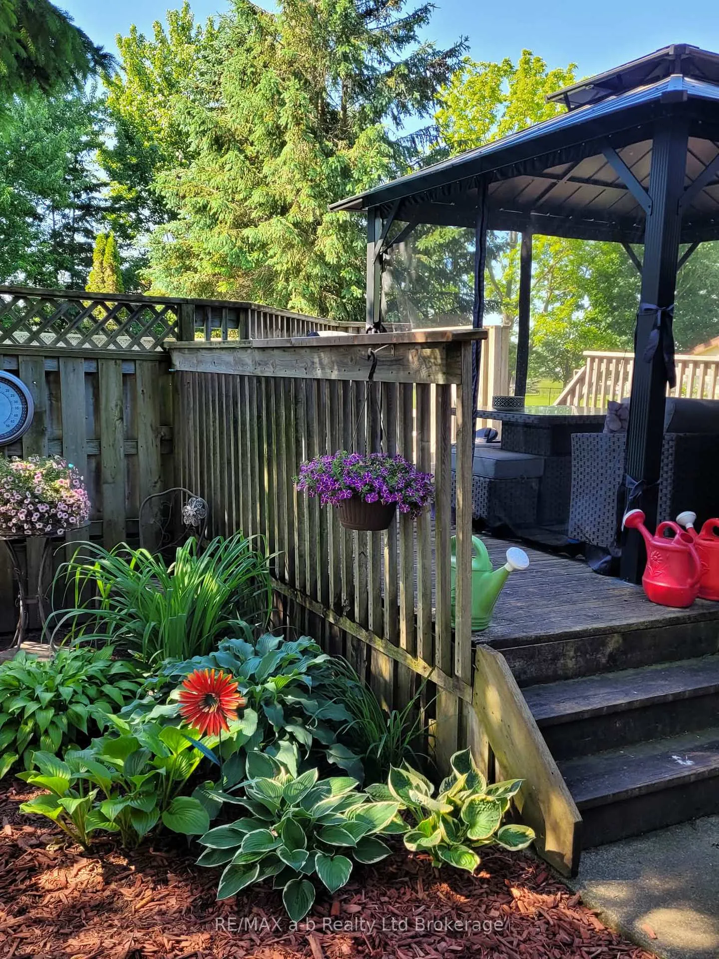 Photo 37 of 2487 Mossley Drive, Thames Centre, Mossley — HOMEH